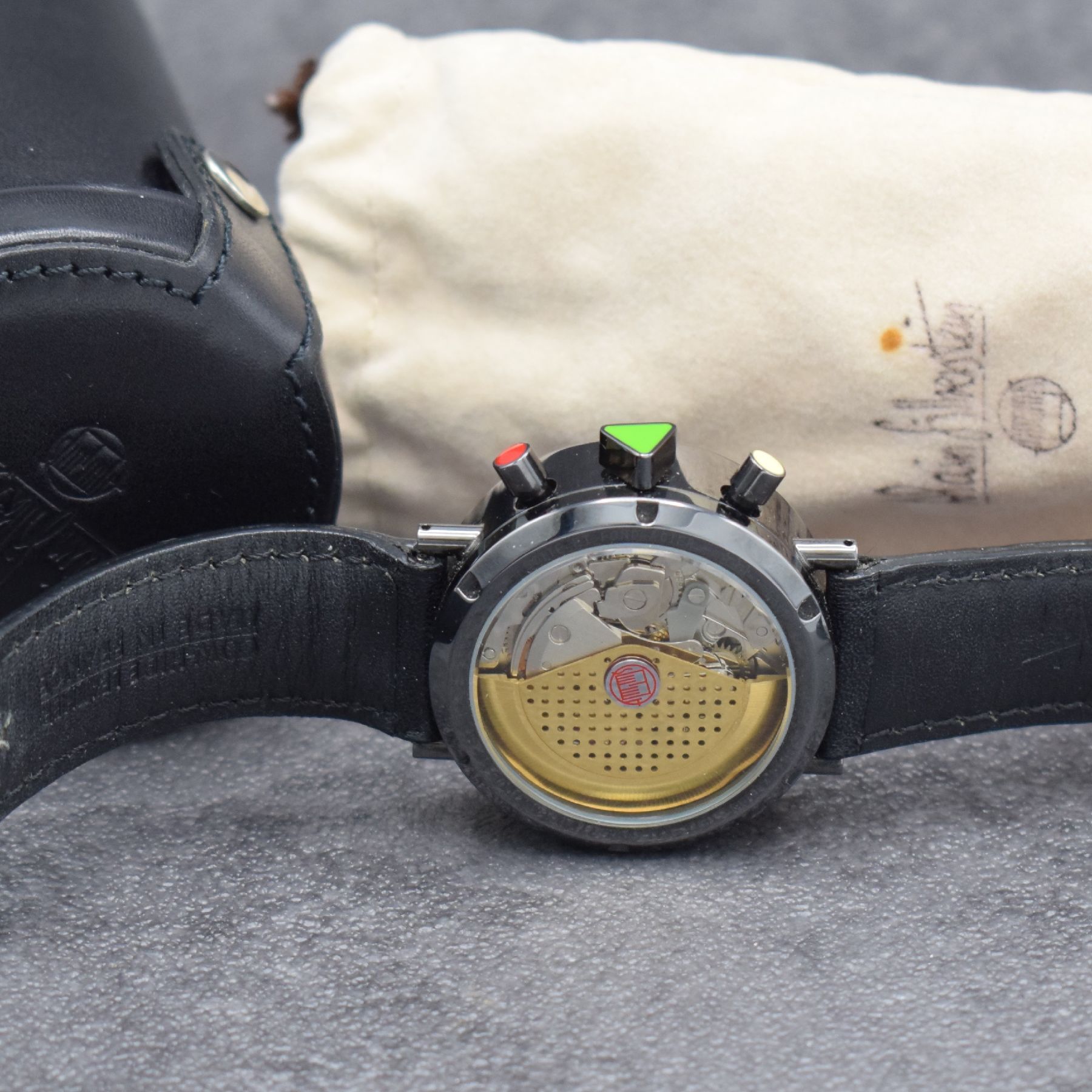 Detail g: ALAIN SILBERSTEIN KRONO 2 Bauhaus Herrenarmbanduhr mit Chronograph, Vollkalender & Mondphase, Frankreich/Schweiz um 1992, Automatik, auf 999 Stück ...