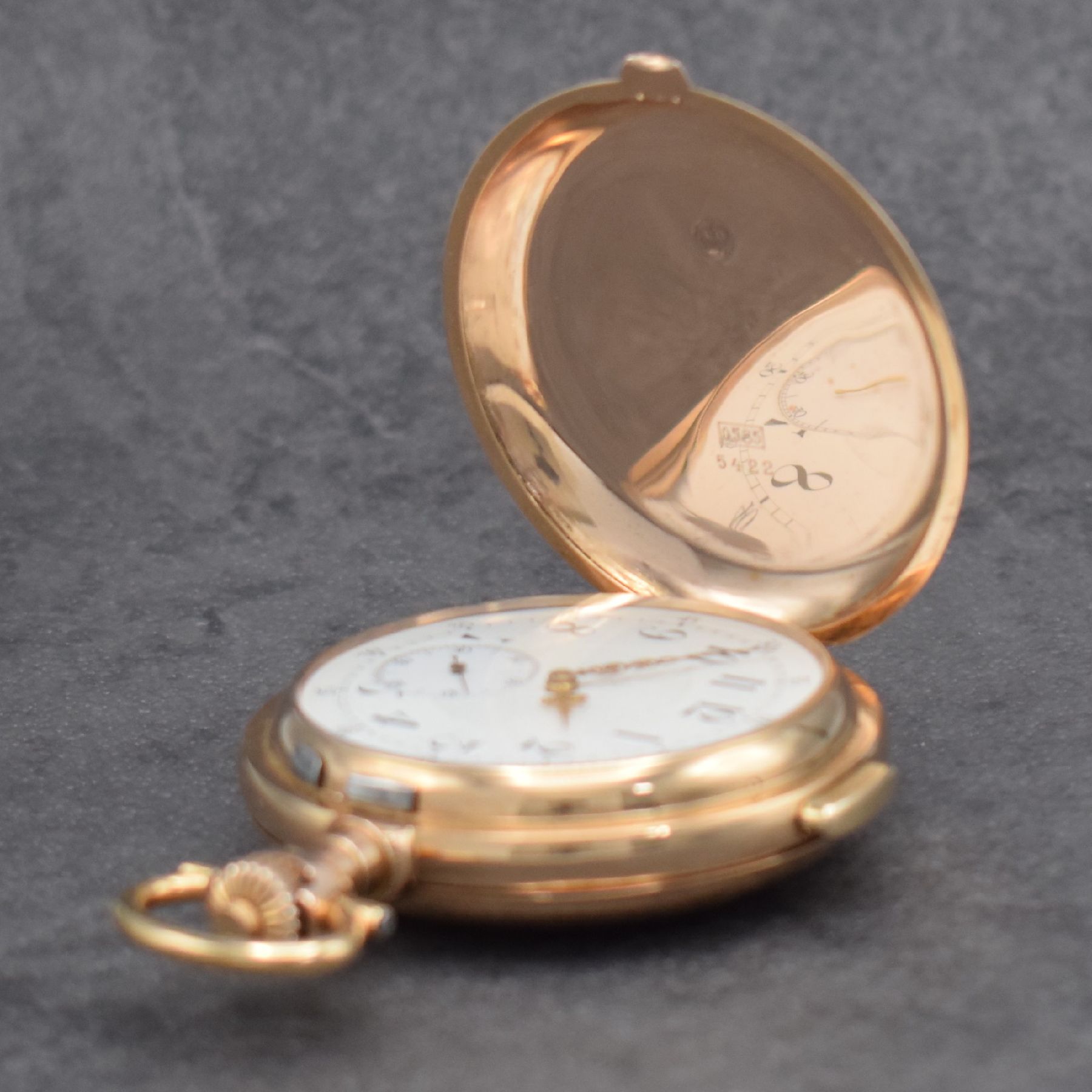Detail a: Savonette Herrentaschenuhr in RG 585/000 mit Minutenrepetition, Schweiz um 1900, glattes 3-Deckel Goldgeh. m. a-goutte Schlüssen, 2- teil. ...