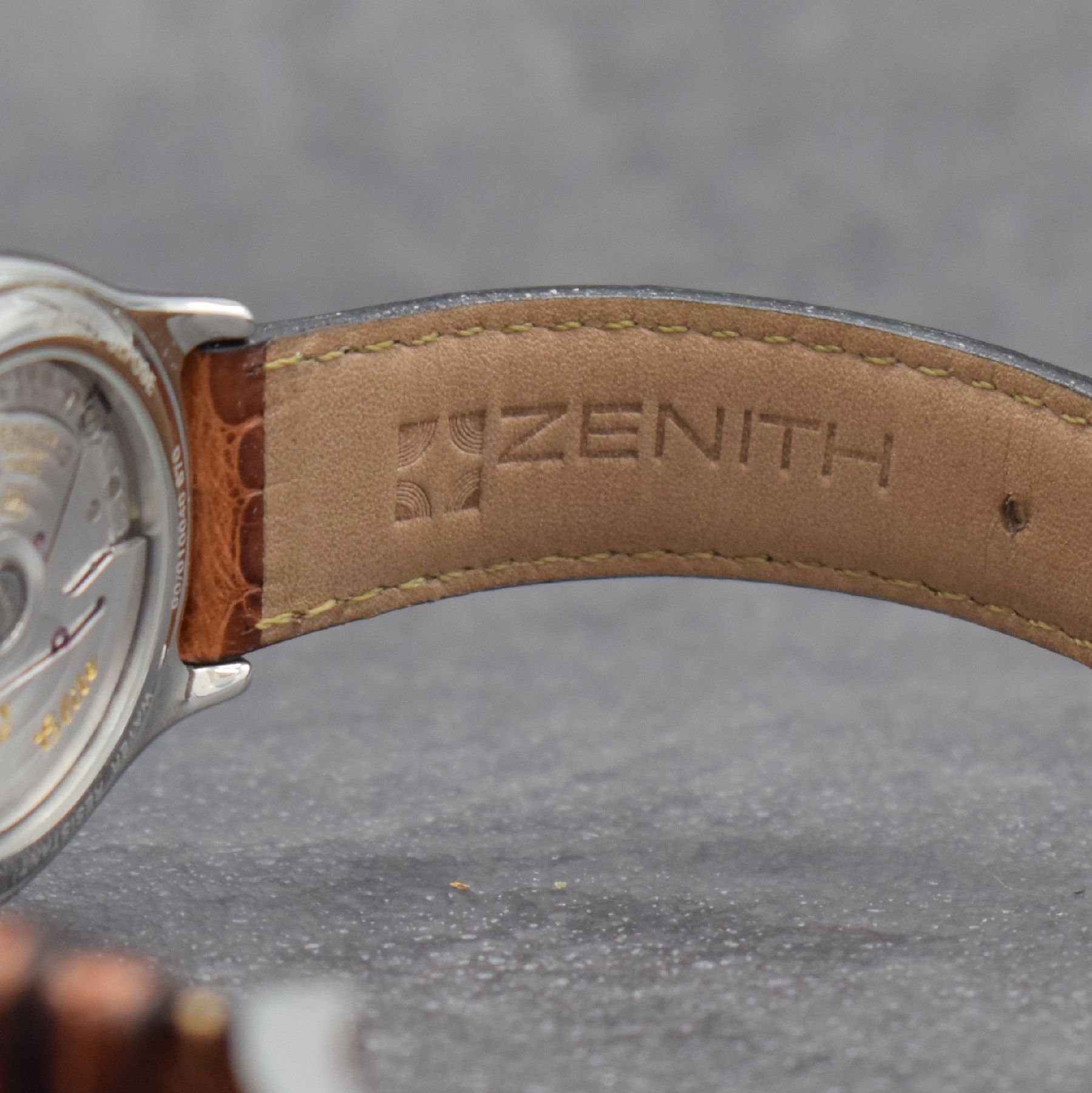 Detail e: ZENITH feine Herrenarmbanduhr Serie Elite, Schweiz um 1996, Ref. 90/010040 670, Automatik, Edelstahlgeh. inkl. orig. Lederband m. orig. Dornschl., ...
