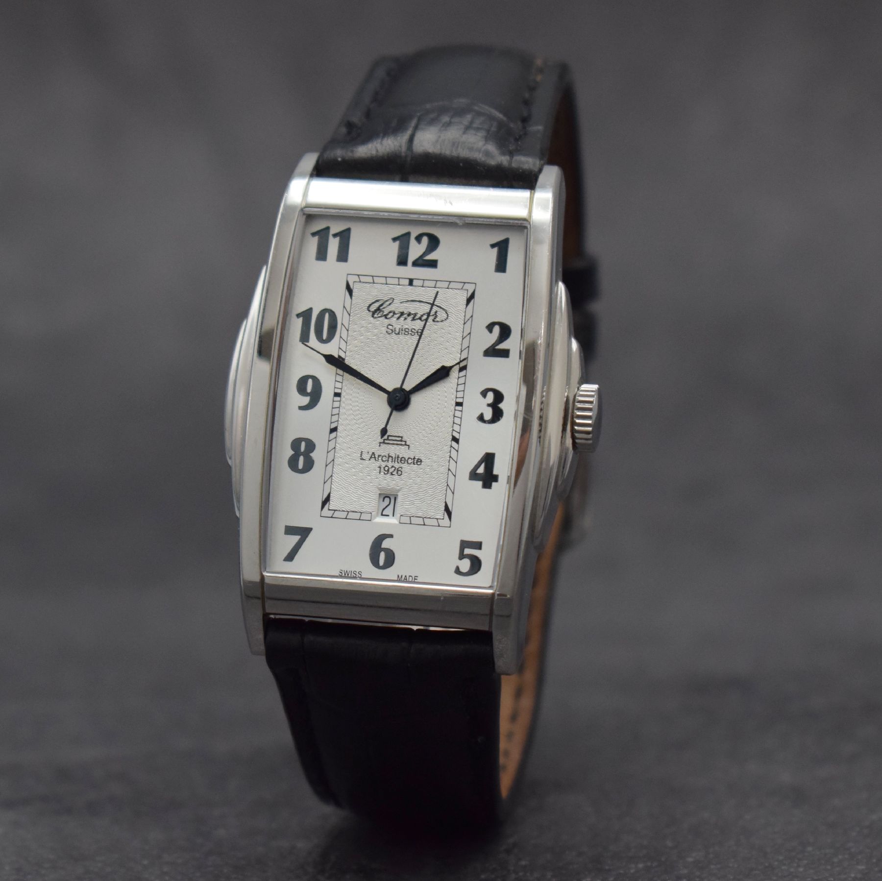 Detail a: COMOR Herrenarmbanduhr L´Architecte 1926, Schweiz um 2005, Automatik, Edelstahlgeh. im Art-Deco Stil, 4-fach verschr. Boden m. Sichtfenster, neutr. ...