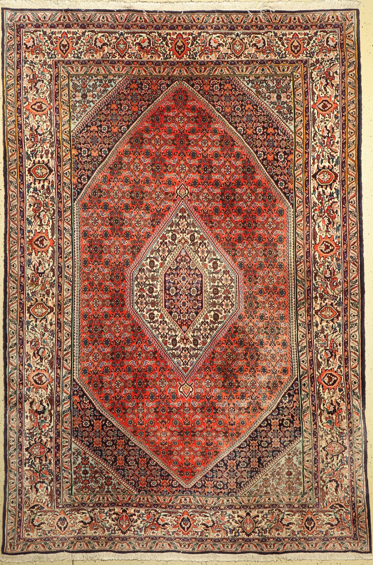 Bidjar alt, Persien, ca. 60 Jahre, Korkwolle, ca. 295 x 195 cm, EHZ: 2, (verblaßt)