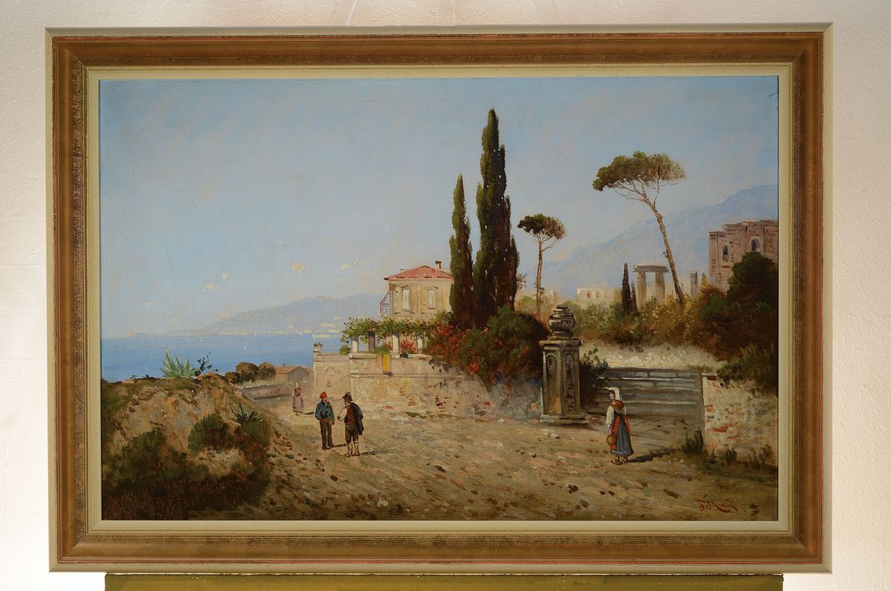 Detail k: F. Mau, südliche Küstenansicht, Uferstraße mit Personen und Blick auf das Meer, Öl/ Lwd, re. unten rot signiert, ca. 52 x 80 cm, Rahmen: 63 x 90 ...