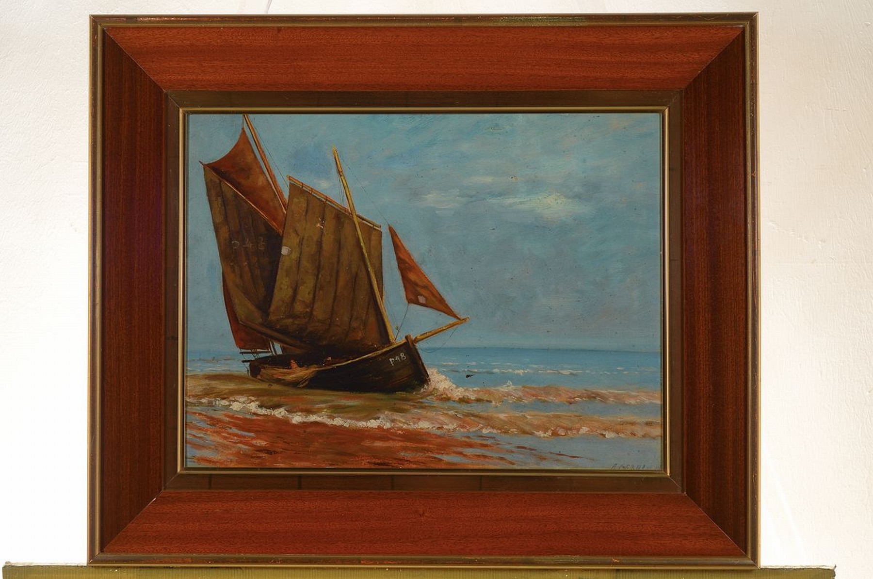 Detail k: A. Gebauer, wohl Mitte 20. Jh.,, Segelboot am Strand, Öl/Platte, re. u. signiert, ca. 35 x46 cm, Mahagonirahmen mit Goldleisten, leichte Alters- und ...