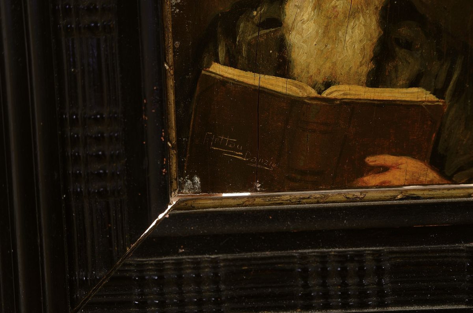 Detail a: Friedrich Lettau, deutscher Genremaler des 19./20. Jh., Porträt eines lesenden Rabbiners, Öl/Holz, links unten signiert (auf dem Buchdeckel), ...