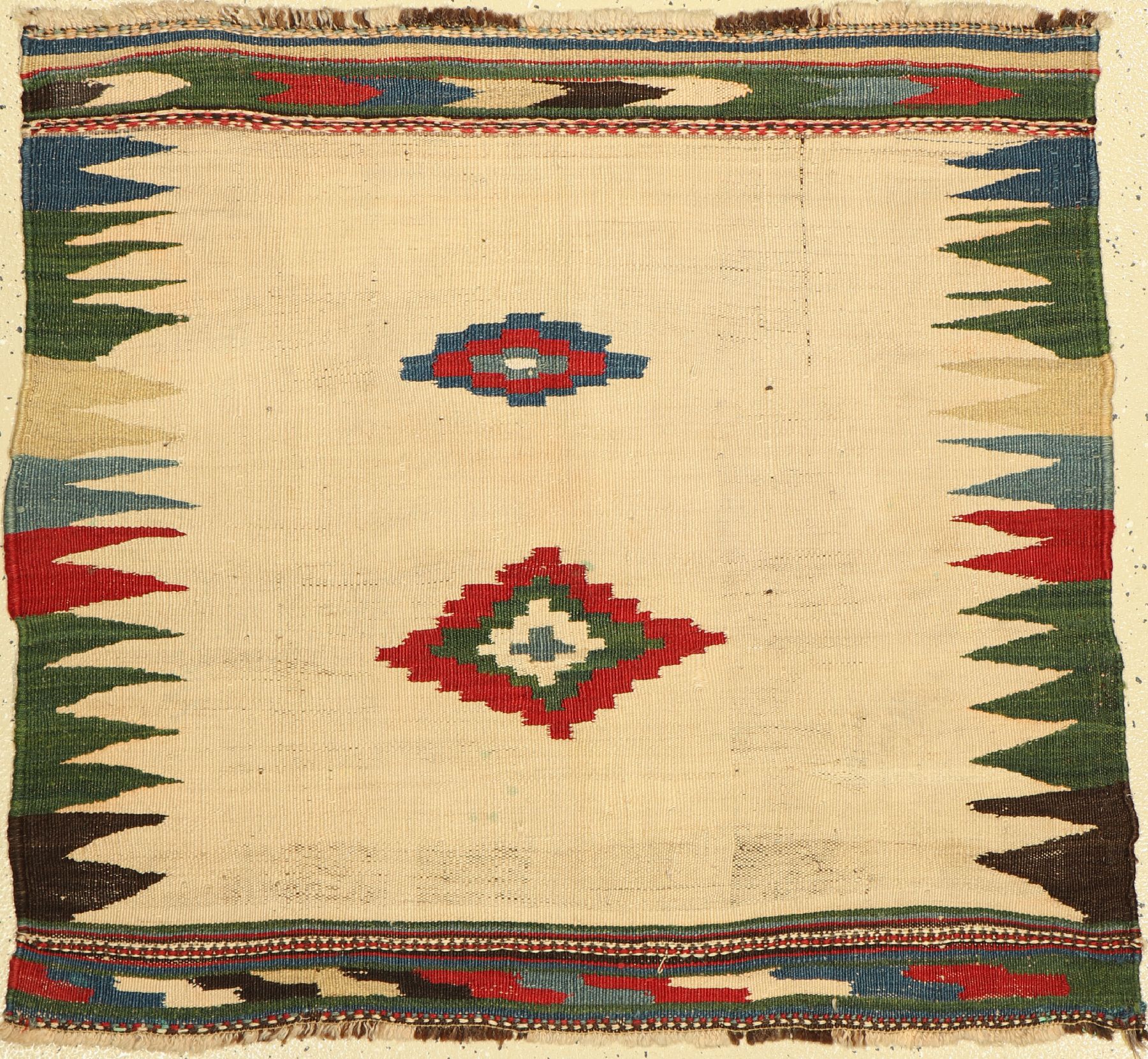 Ghaschgai Rukorsi antik, Persien, um 1920, Wolle auf Wolle, ca. 100 x 90 cm, Reinigungsbedürftig, EHZ: 2