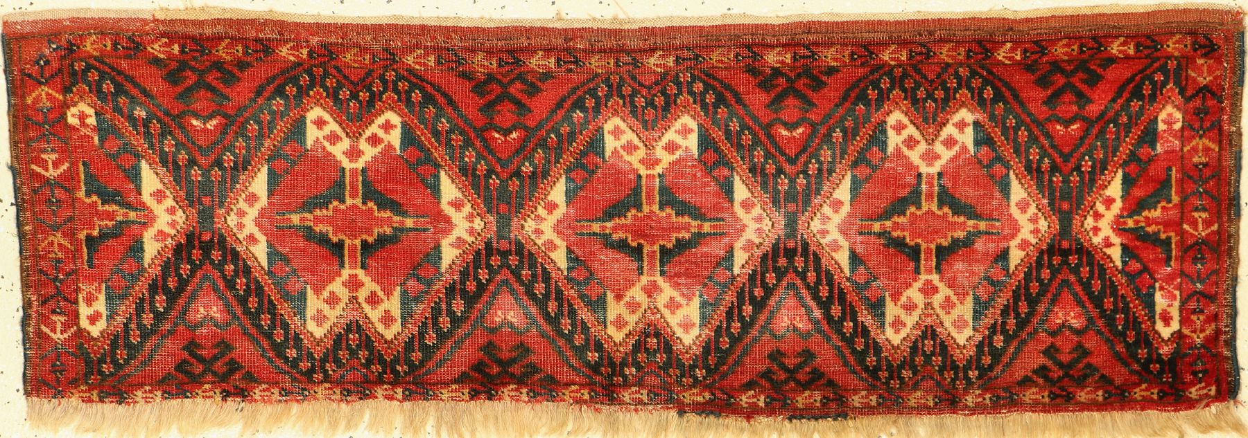 Beschir Jollar antik, Turkmenistan, mitte 19 Jhd, Wolle auf Wolle, ca. 136 x 44 cm, EHZ:3-4