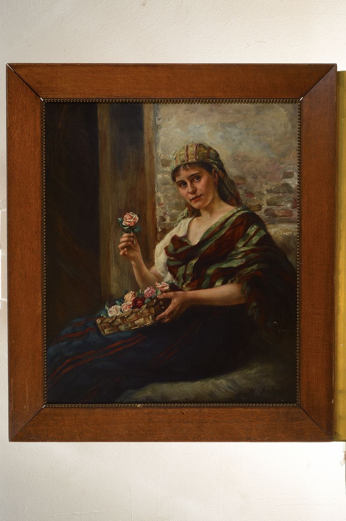 Detail k: M. Auber, Künstler um 1900, südländische Rosenverkäuferin, Öl/Lwd, re. unten signiert, ca. 65 x 54 cm, Rahmen: 78 x 68 cm