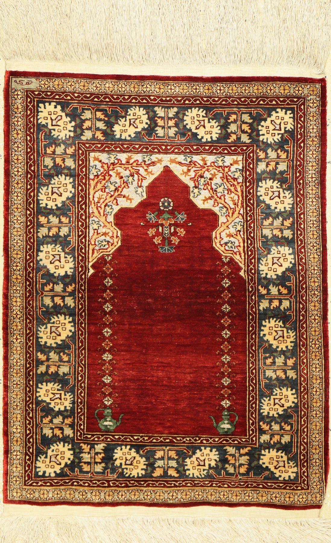 Hereke Seide fein Signiert, Türkei, ca. 60 Jahre, reine Naturseide, ca. 75 x 54 cm, ca. 1,0 Mio. Kn/qm, EHZ: 2, (metall broschiert)