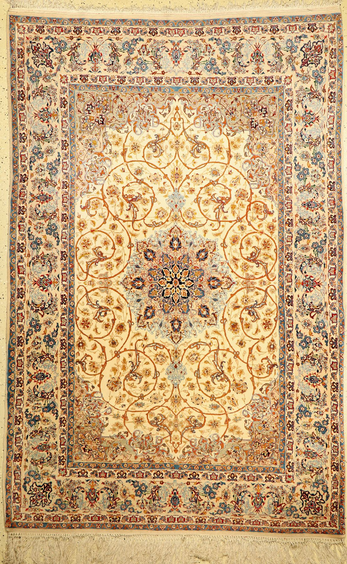 Esfahan fein alt, Persien, um 1950, Korkwolle auf Seide, ca. 233 x 153 cm, ca. 1,0Mio. Kn/qm, EHZ: 2