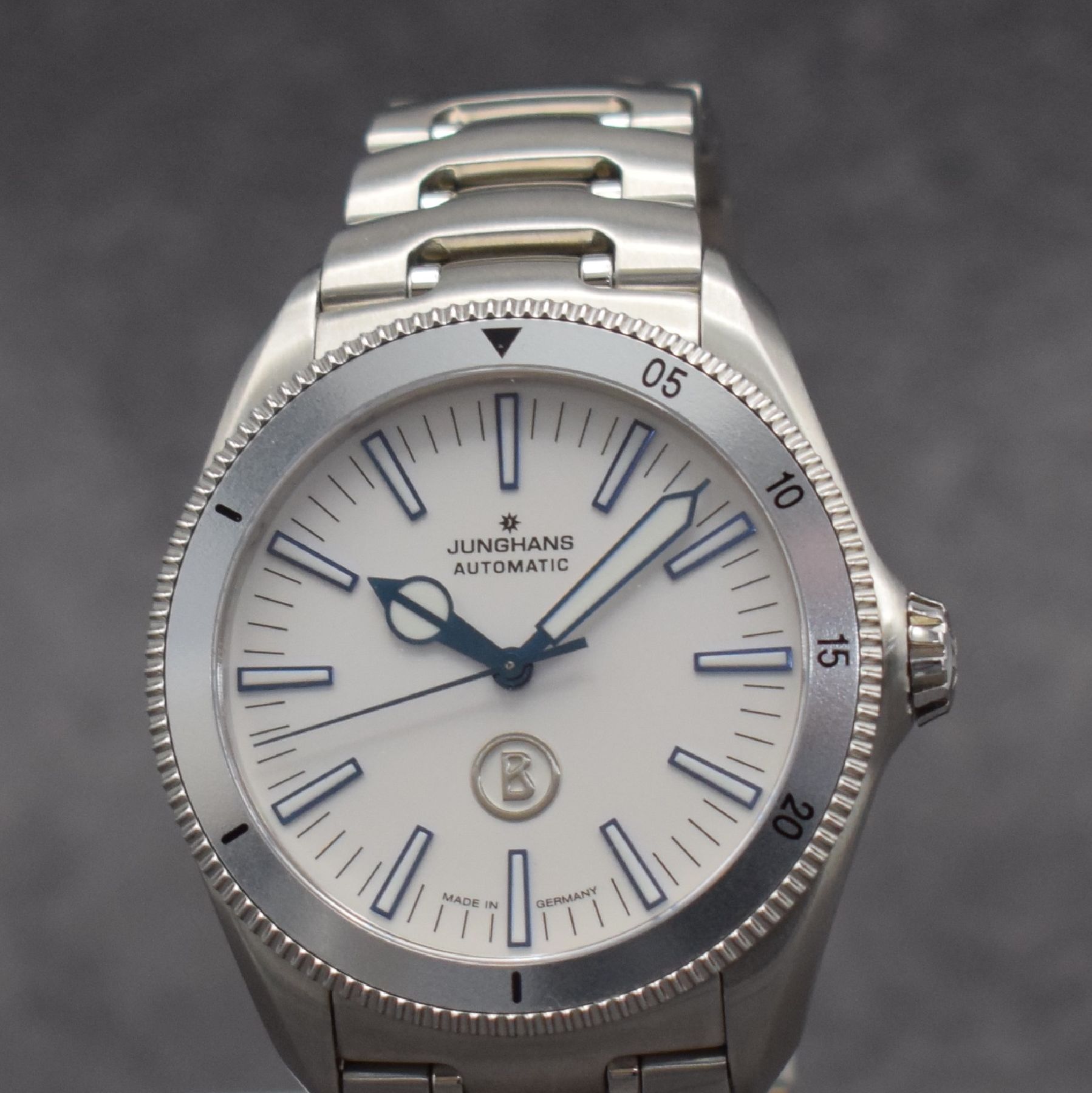 Detail c: JUNGHANS / BOGNER Herrenarmbanduhr Referenz 027/3210.44, Automatik, Deutschland um 2018, Edelstahlgeh. inkl. Gliederband m. dopp. Faltschl., beids. ...