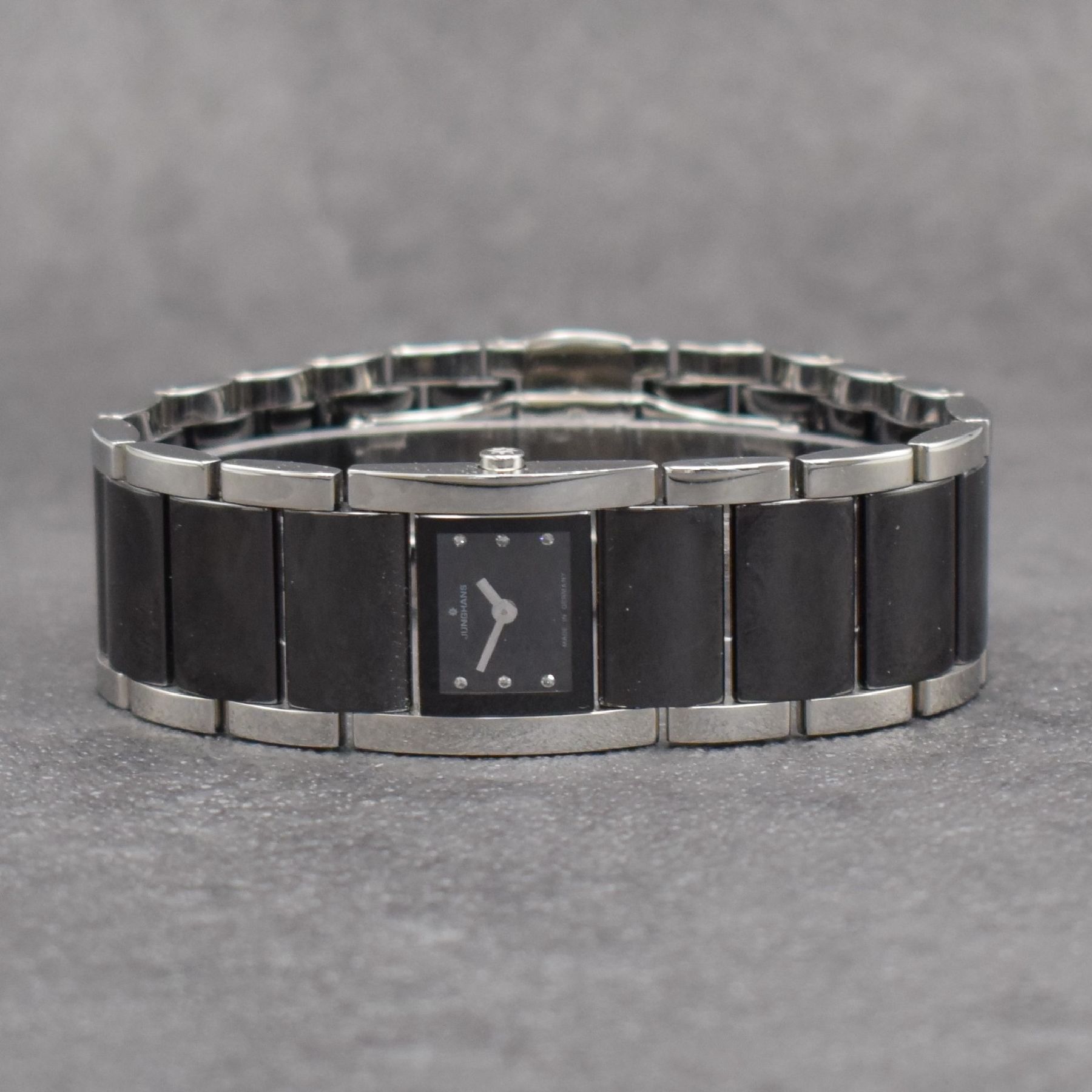 JUNGHANS Damenarmbanduhr Collection Anytime Referenz 047/1512.44, Deutschland um 2018, quarz, Edelstahl & Keramik kombiniert, Gliederband m. dopp. ...