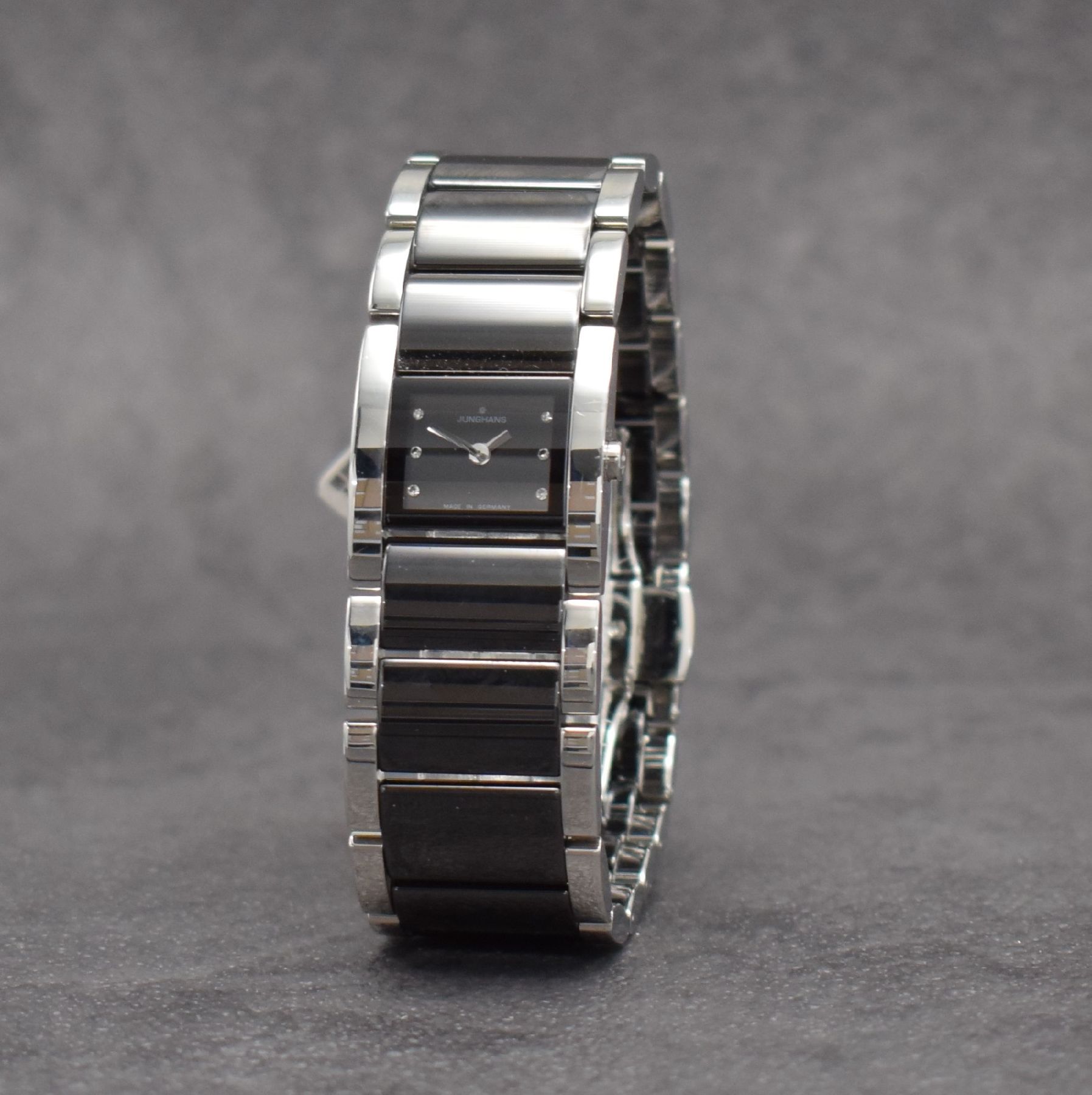 Detail b: JUNGHANS Damenarmbanduhr Collection Anytime Referenz 047/1512.44, Deutschland um 2018, quarz, Edelstahl & Keramik kombiniert, Gliederband m. dopp. ...