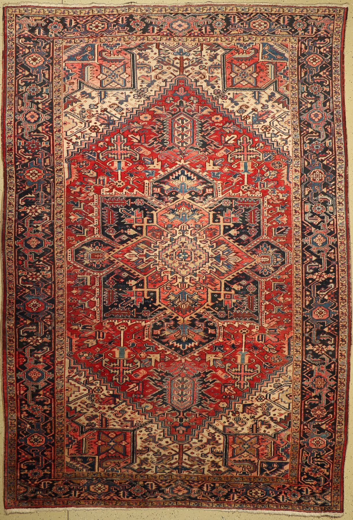 Heriz alt, Persien, um 1950, Wolle auf Baumwolle, ca. 350 x 250 cm, EHZ: 4
