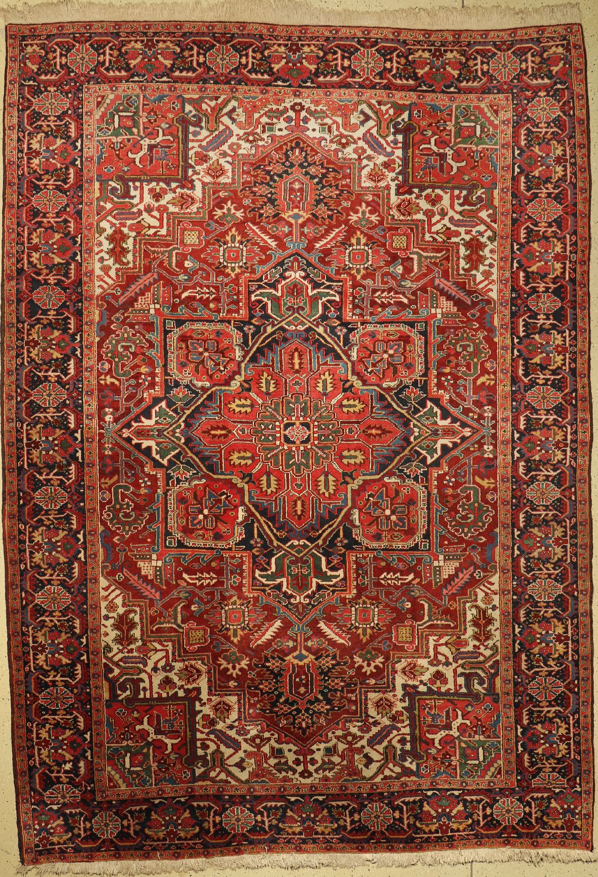Heriz alt, Persien, um 1940, Wolle auf Baumwolle, ca. 358 x 252 cm, EHZ: 2-3