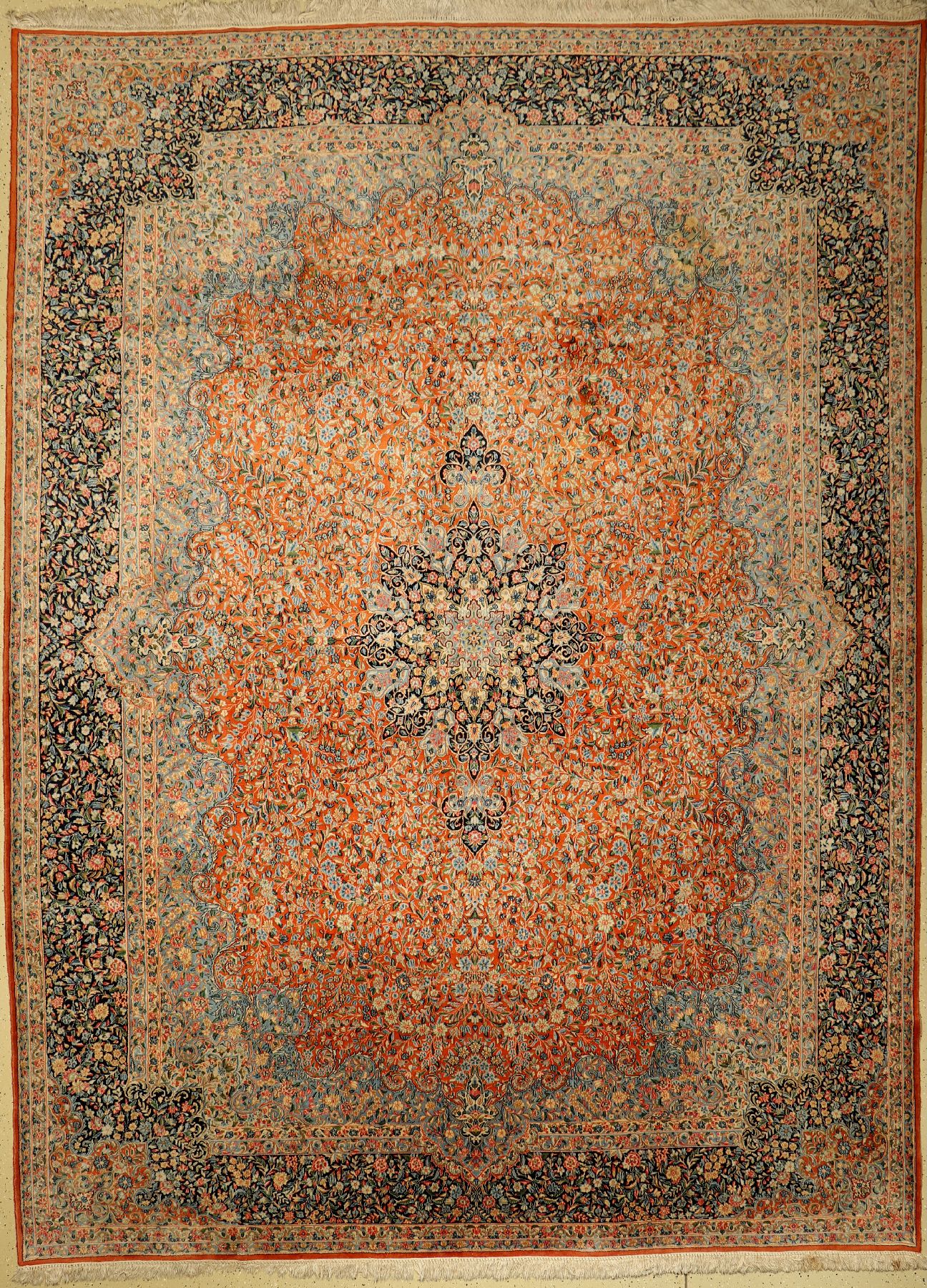 Kerman Lawar Kork fein, Persien, um 1960, Korkwolle, ca. 402 x 296 cm, EHZ: 2-3