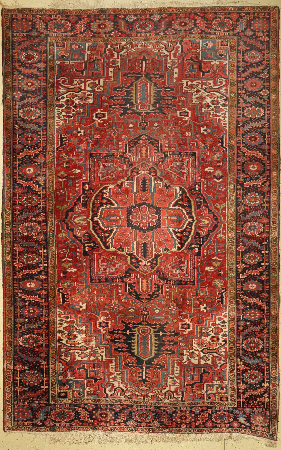 Heriz alt, Persien, um 1950, Wolle auf Baumwolle, ca. 360 x 235 cm, EHZ: 4