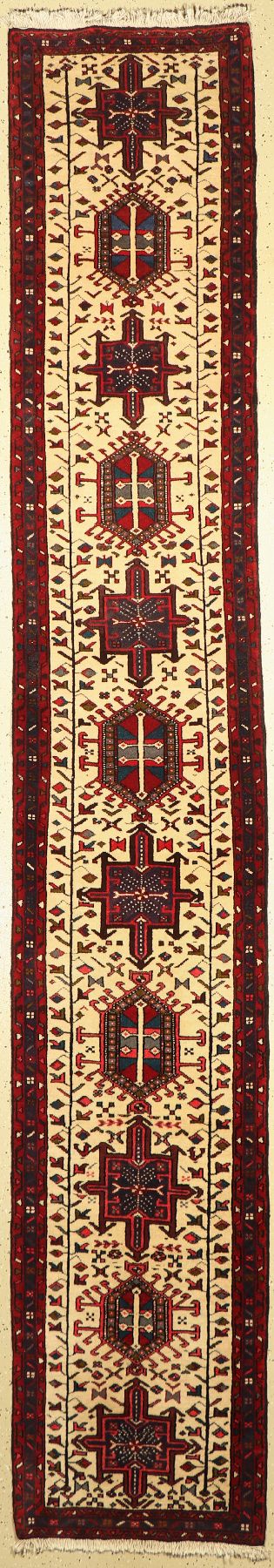 Karadjeh alt, Persien, ca. 60 Jahre, Wolle auf Baumwolle, ca. 397 x 65 cm, EHZ: 3