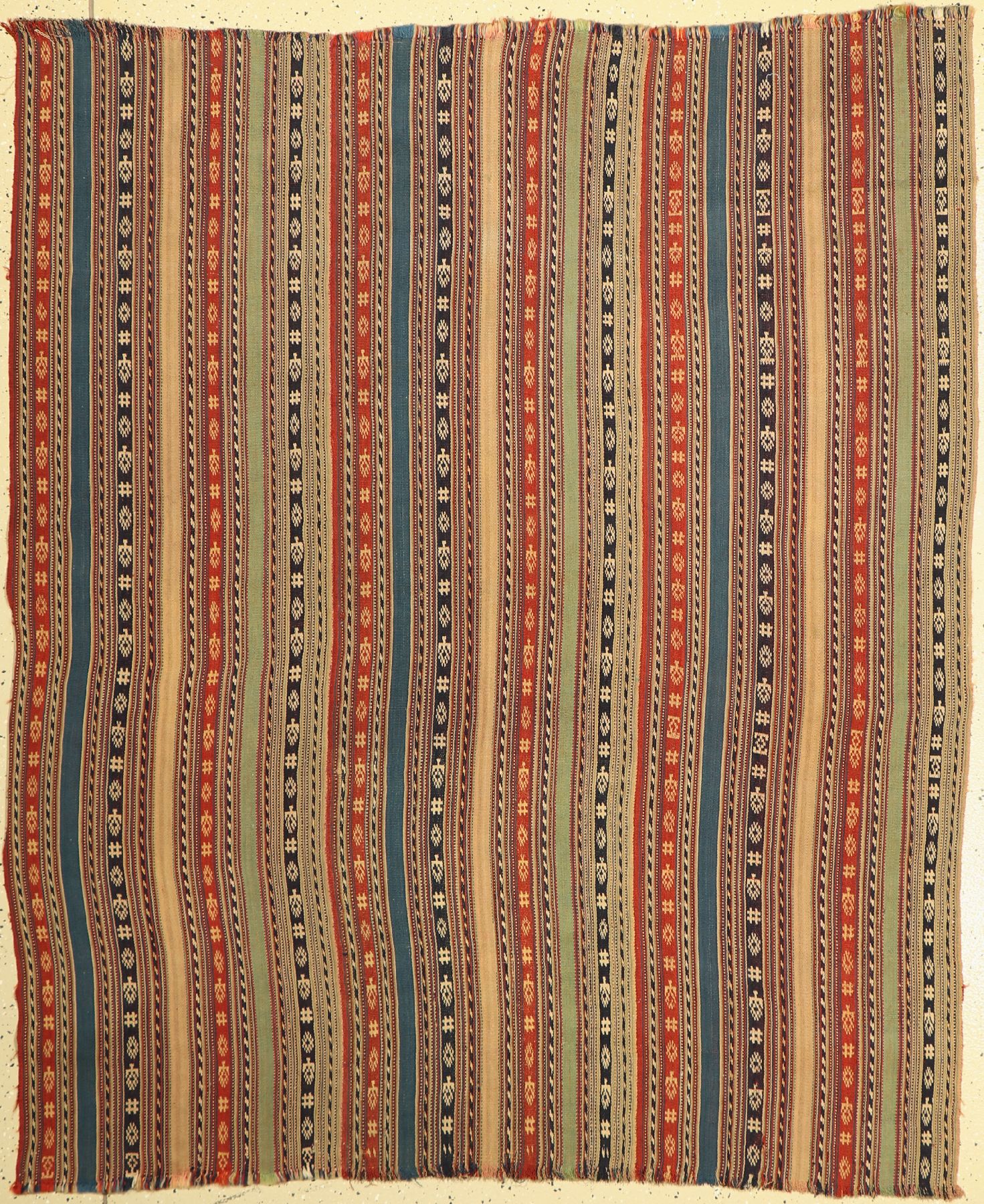 Djajim alt, Persien, um 1940, Wolle auf Wolle, ca. 175 x 150 cm, EHZ: 2, (3 Bahnig)
