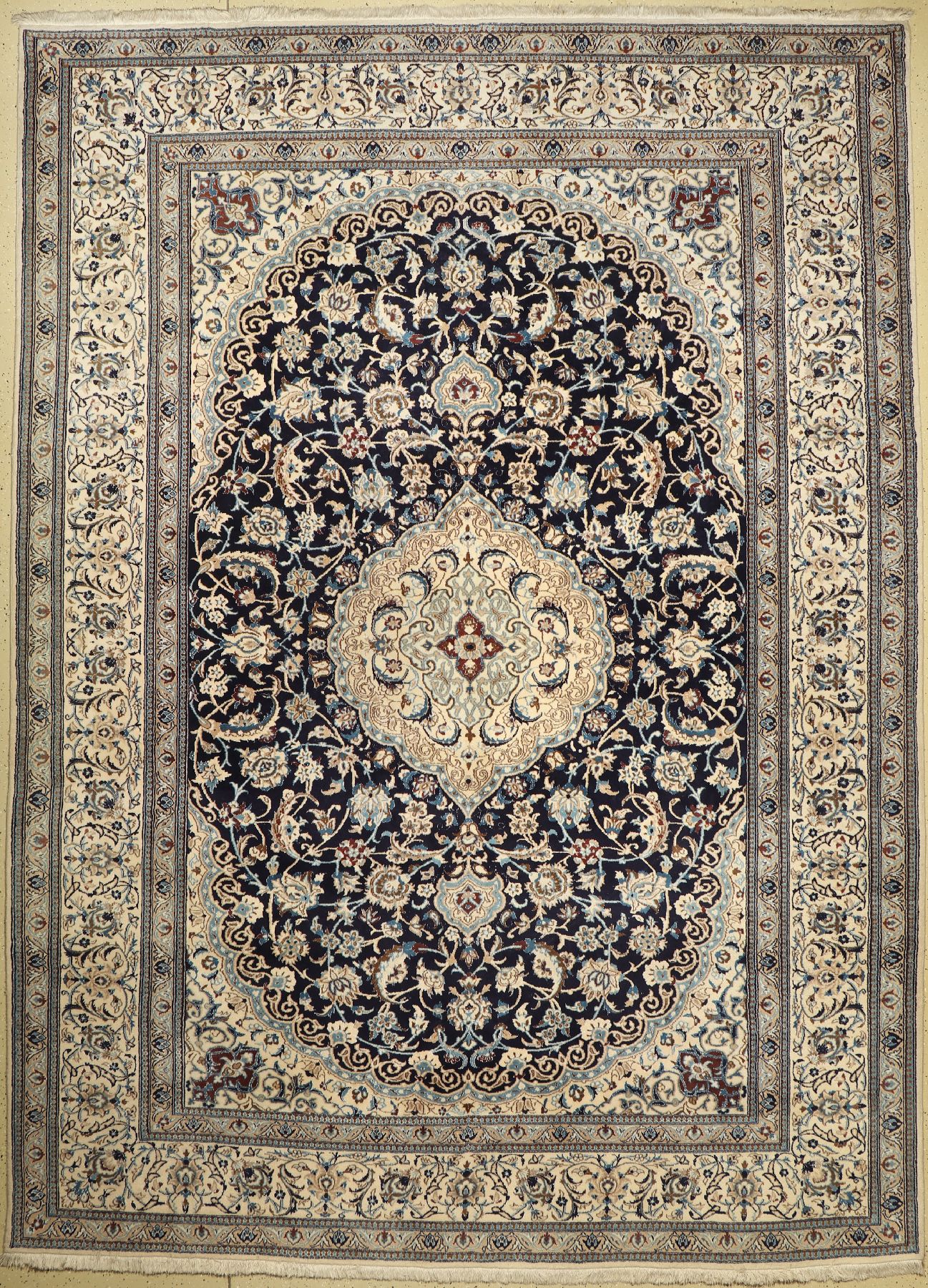 Nain, Persien, ca. 50 Jahre, Wolle auf Baumwolle, ca. 400 x 292 cm, EHZ: 2