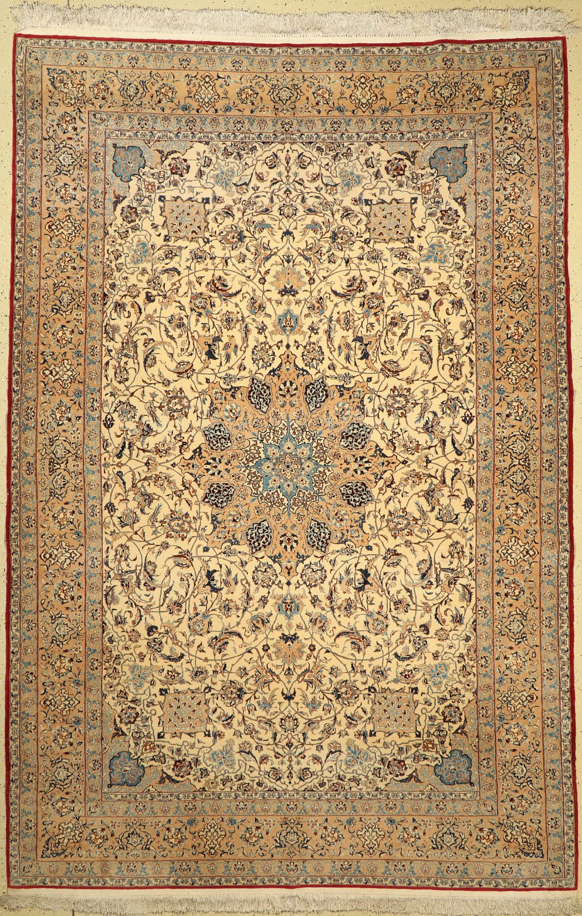 Nain Tudeschk fein, Persien, um 1950, Korkwolle mit Seide, ca. 327 x 218 cm, Mottenfraß im Außenrandbereich