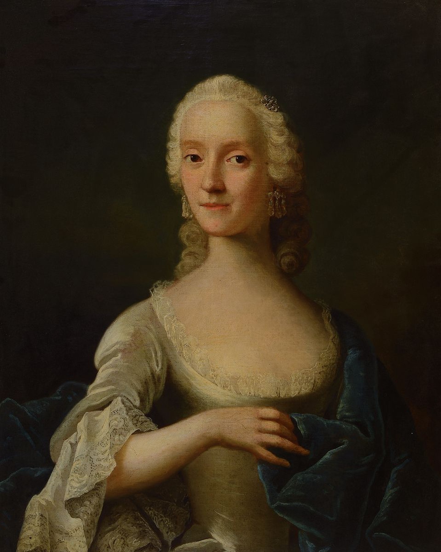 Unbekannter Künstler, deutsch, um 1760, Porträt einer Adligen Dame mit aufwändigen Ohrgehängen, Öl/Lwd, rest., doubl., ca. 79x 63cm, R. ca. ...