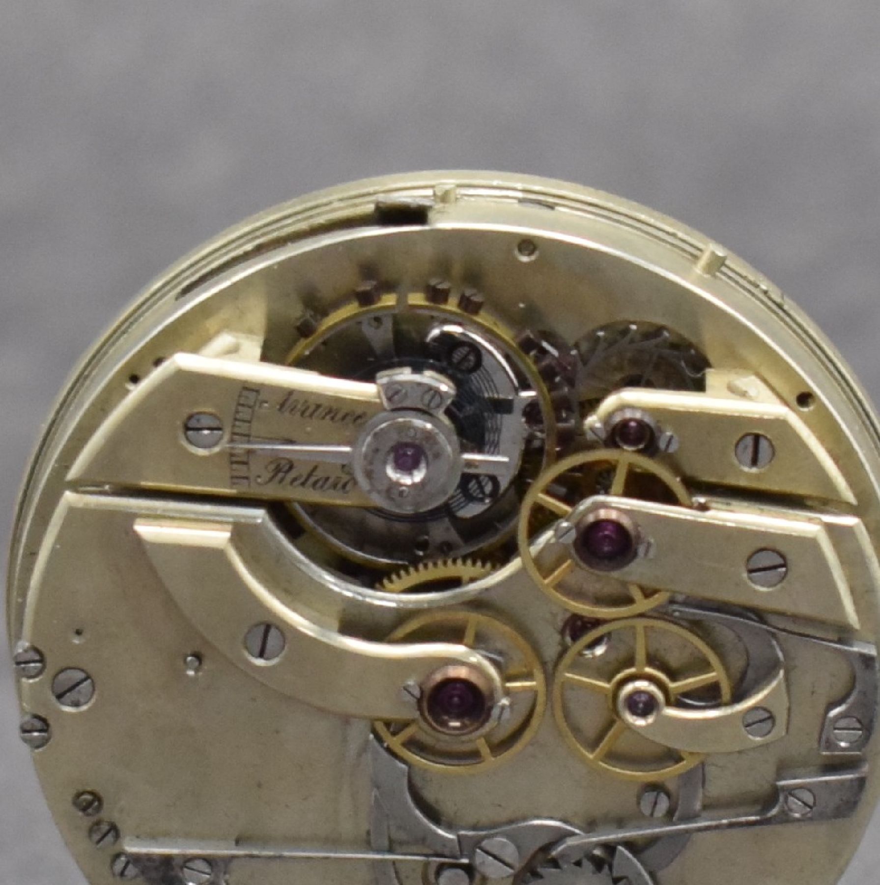 Detail b: Savonette-Werk mit Minuten-Repetition & Chronograph, Schweiz um 1890, Neusilberwerk m. Genfer Streifen, Kadratur m. Schaltrad, 3 verschr. Chatons, ...