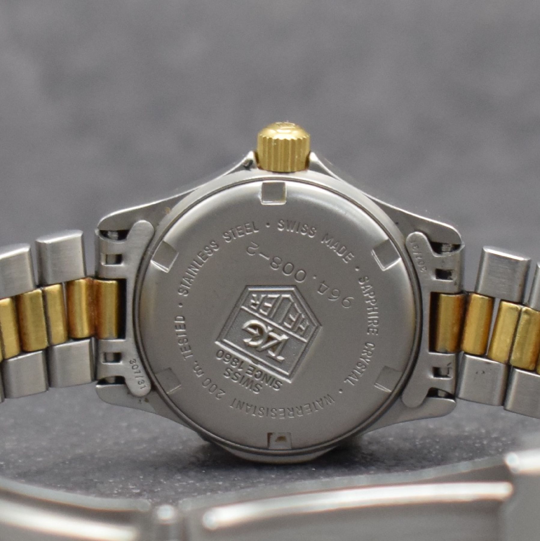 Detail f: TAG HEUER Professional Damensportuhr in Stahl/Gold, Schweiz um 1995, quarz, satin. Geh., Boden & Krone verschr., verg. eins. drehb. Lünette m. ...