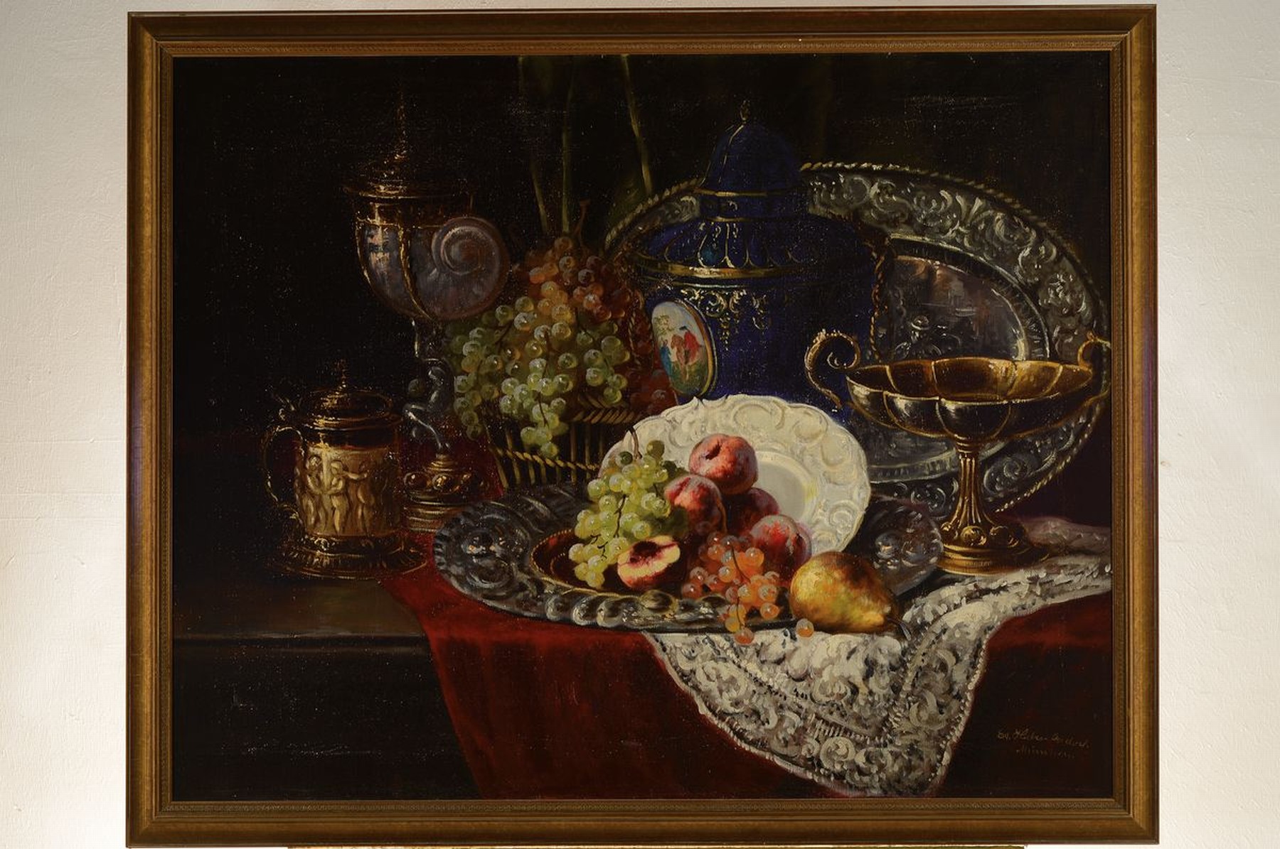 Detail k: Eduard Huber-Andorf, 1877 Grafing-1965 Germering, Üppiges Renaissance-Stillleben mit Nautiluspokal, Silber, Porzellanvase und Früchten, Öl/Lwd, ...