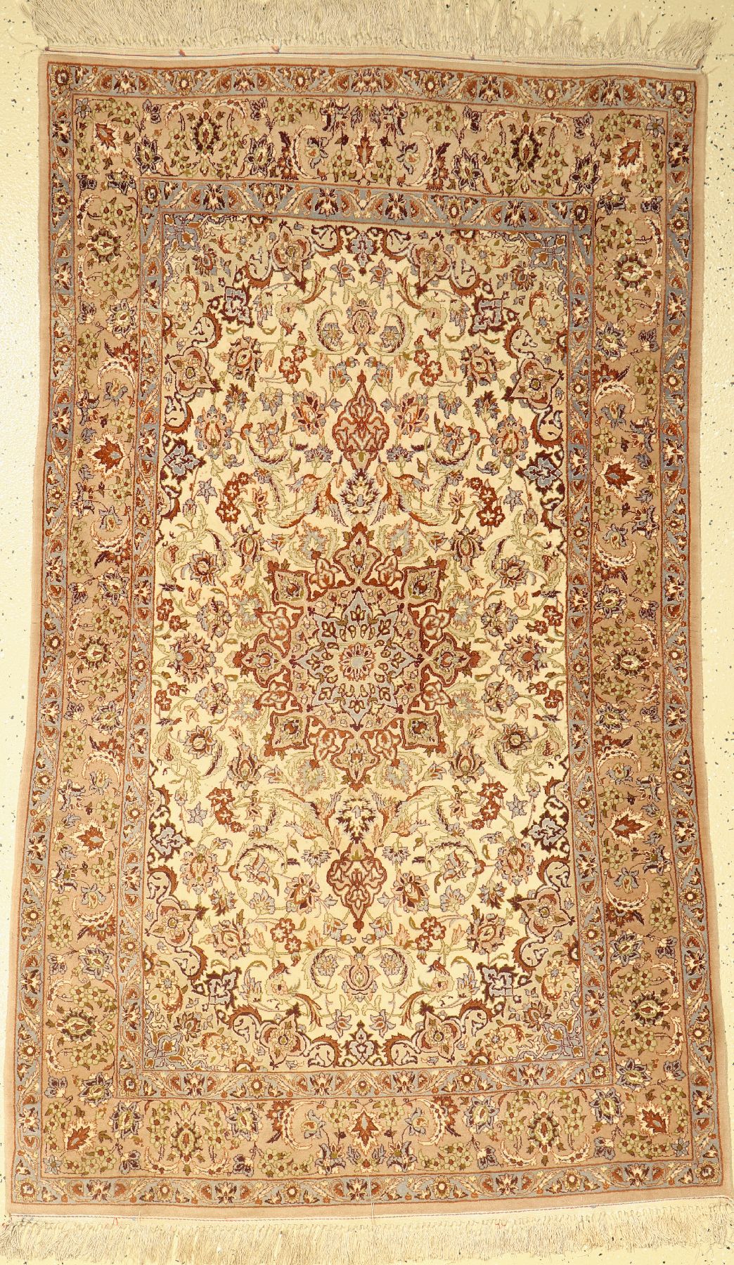 Esfahan fein, Persien, ca. 60 Jahre, Korkwolle auf Seide, ca. 180 x 102 cm, Reinigungsbedürftig, EHZ: 2
