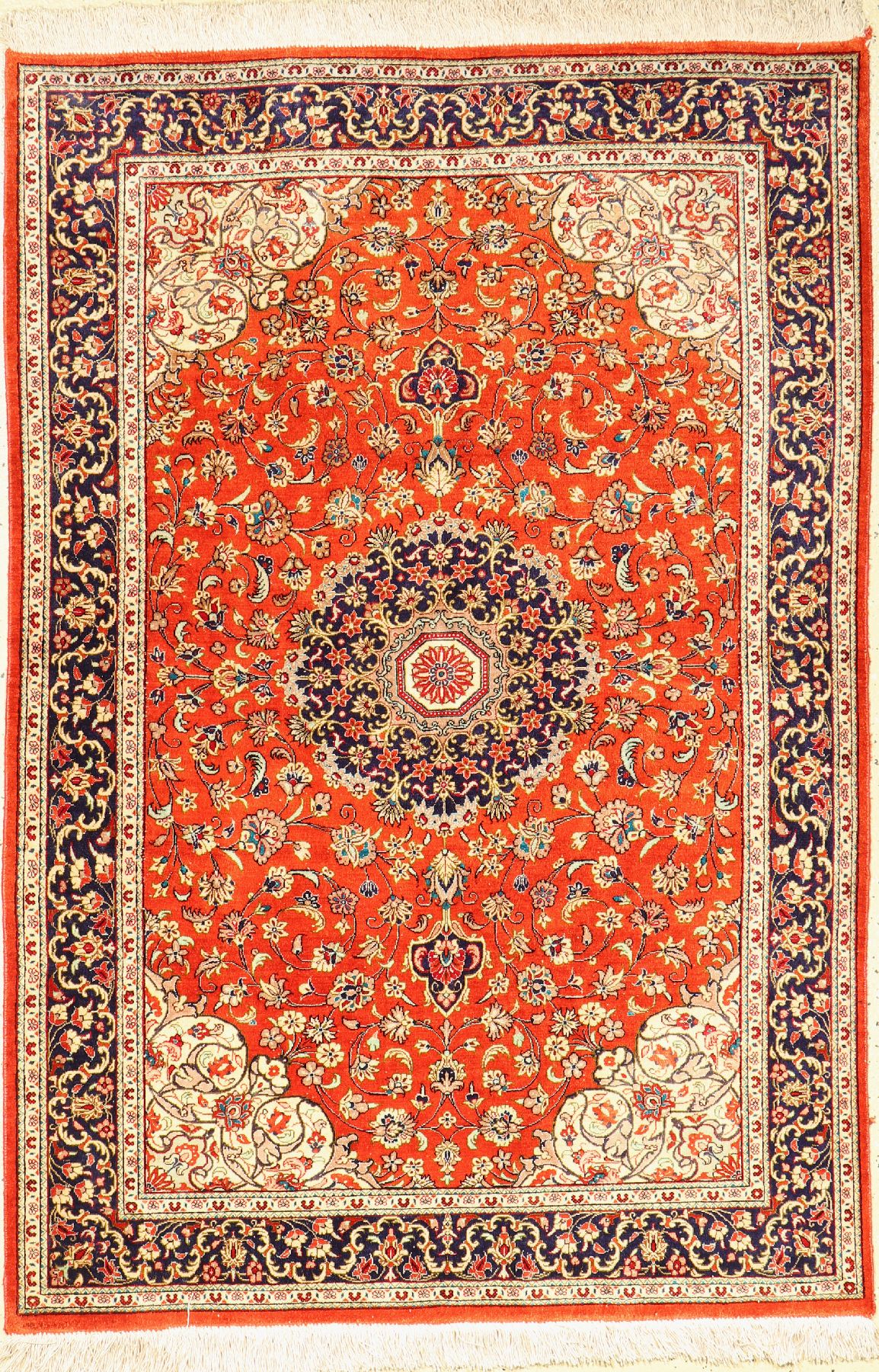 Ghom Seide fein, Persien, ca. 50 Jahre, reine Naturseide, ca. 153 x 104 cm, EHZ: 2