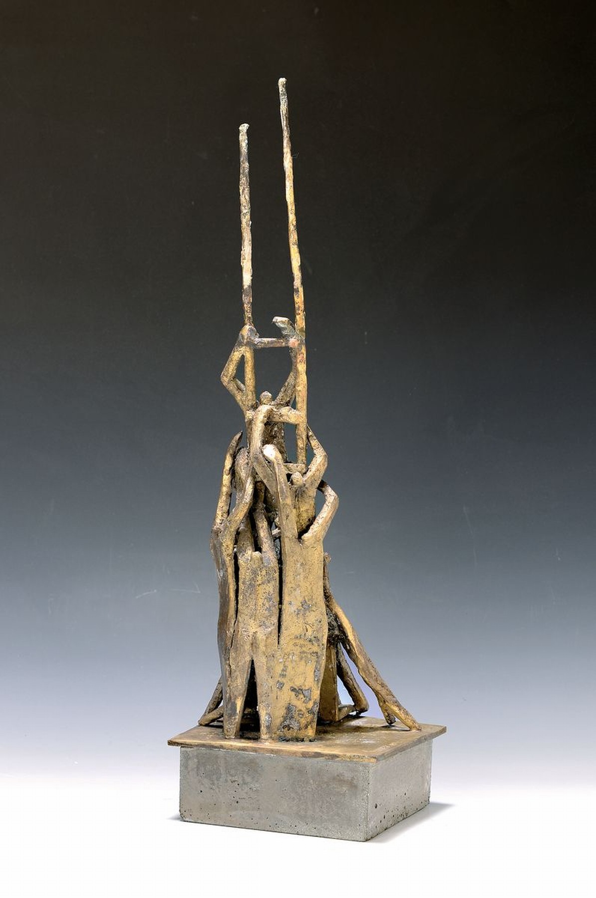 Erich Sauer, geb. 1931 Frankenthal, nach handwerklicher Ausbildung 1962-63 Studiumin Mannheim bei Elisabeth T. Veith, 1964 Eröffnung einer ...