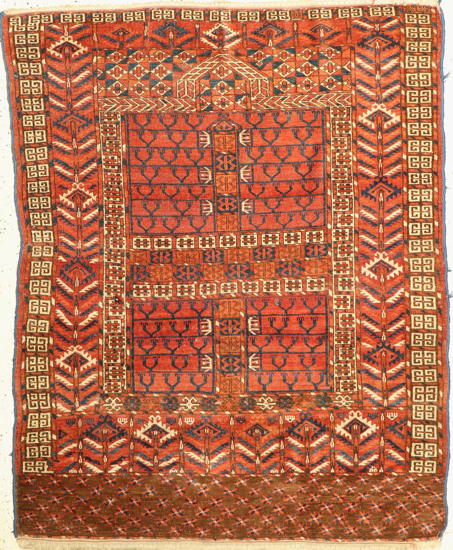 Engsi alt, Turkmenistan, um 1920, Wolle aufWolle, ca. 141 x 114 cm, EHZ: 3