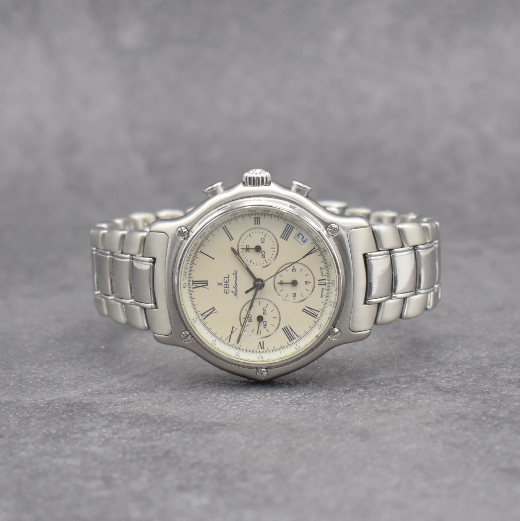 EBEL Herrenarmbanduhr mit SchaltradchronographKal. 400 El Primero, Schweiz um 1995, Automatik, Edelstahlgeh. inkl. Gliederband m. Faltschl., vers. ...
