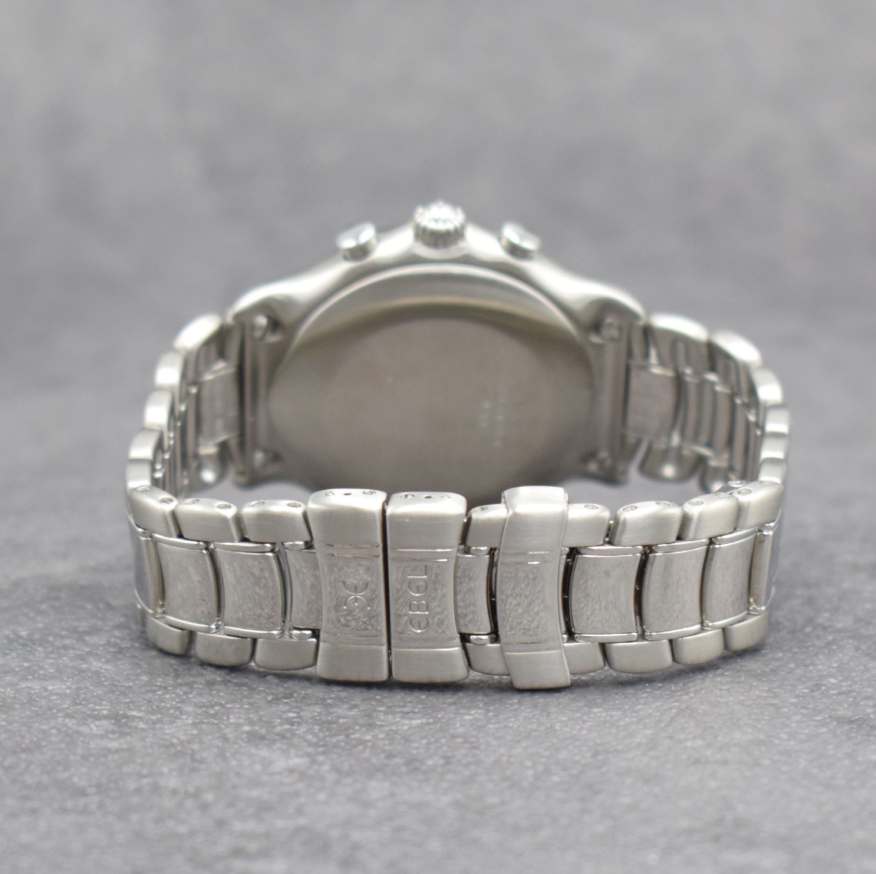 Detail d: EBEL Herrenarmbanduhr mit SchaltradchronographKal. 400 El Primero, Schweiz um 1995, Automatik, Edelstahlgeh. inkl. Gliederband m. Faltschl., vers. ...