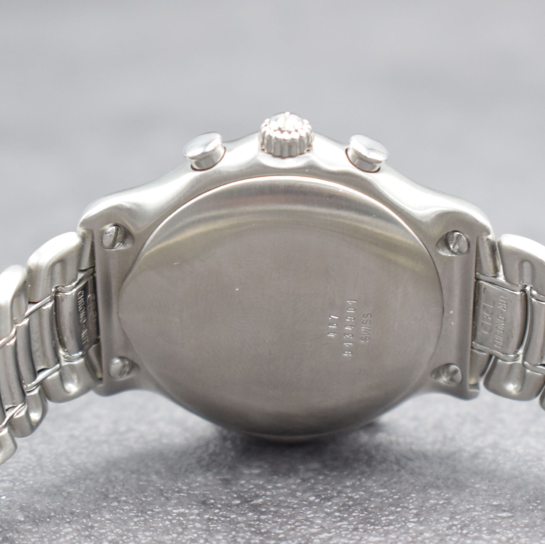 Detail e: EBEL Herrenarmbanduhr mit SchaltradchronographKal. 400 El Primero, Schweiz um 1995, Automatik, Edelstahlgeh. inkl. Gliederband m. Faltschl., vers. ...