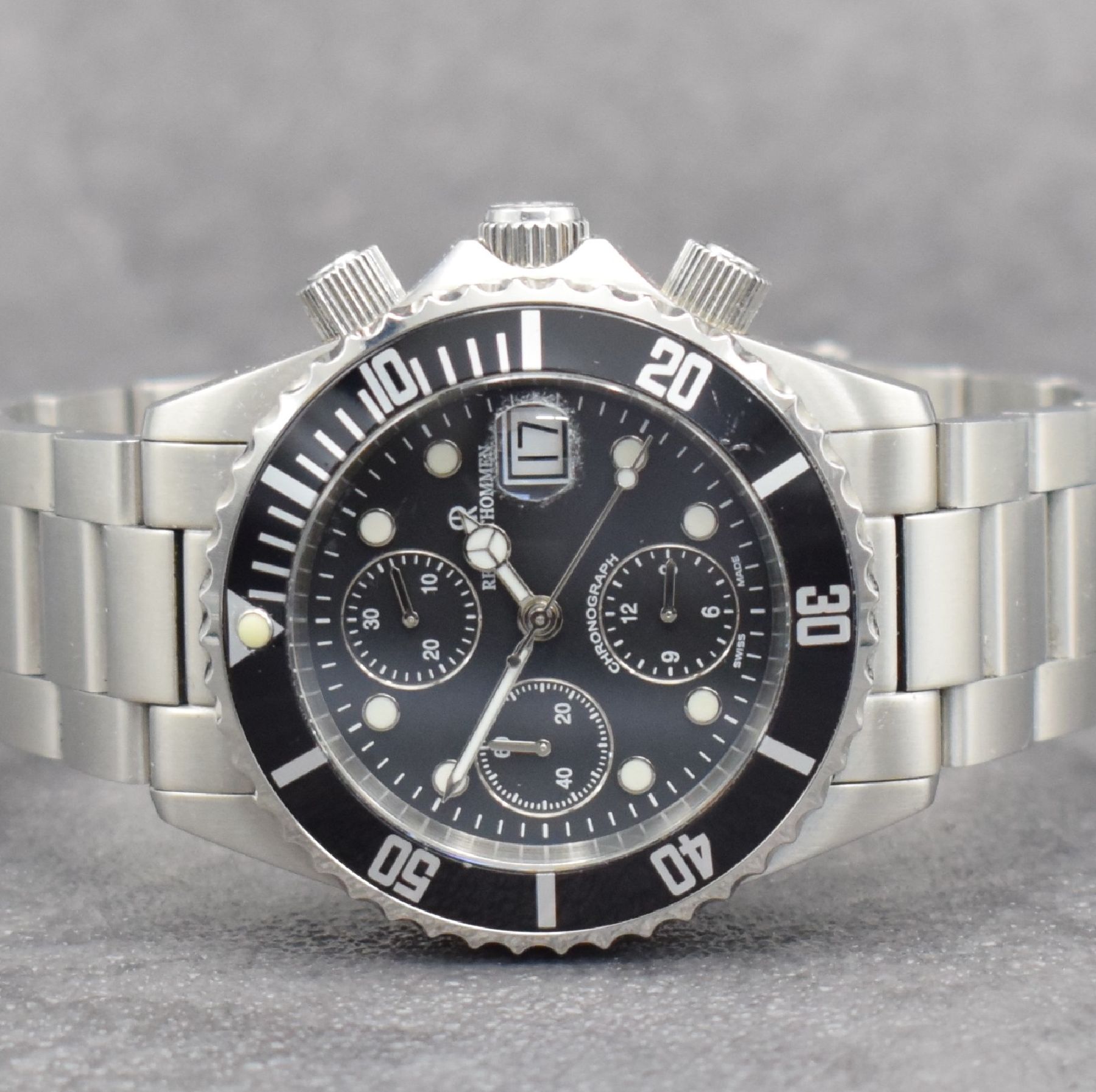 Detail a: REVUE THOMMEN Herrenarmbanduhr mit Chronograph, Schweiz um 2000, Automatik, verschr. Edelstahlgeh. inkl. orig. Gliederband m. Faltschl., eins. drehb. ...