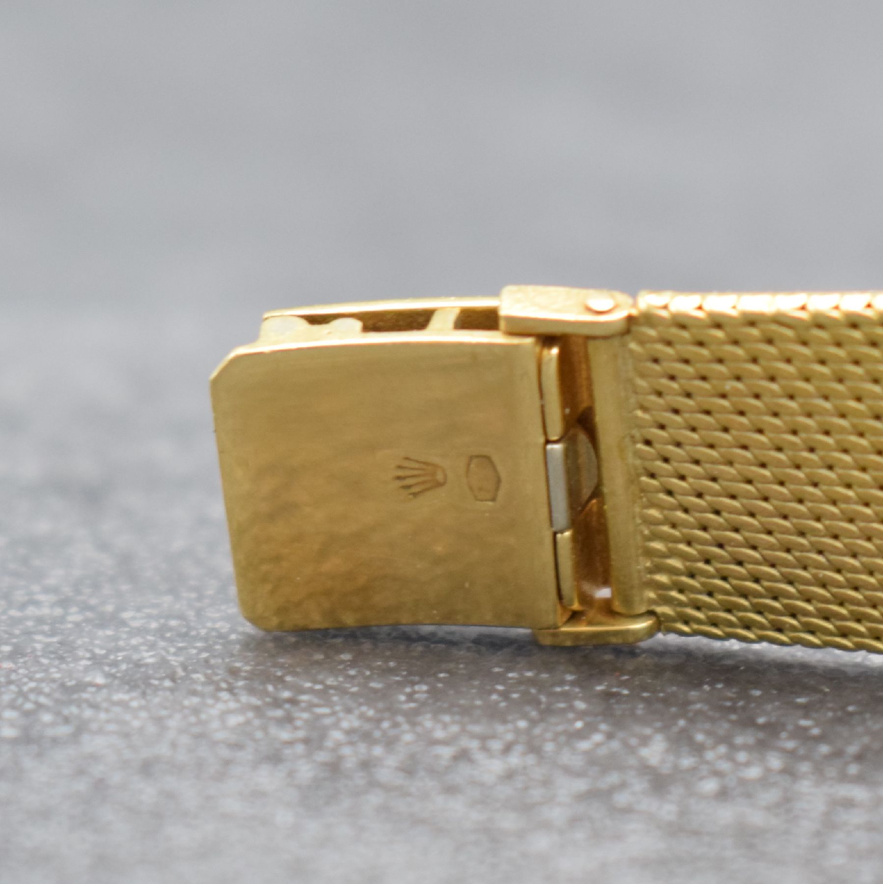 Detail e: ROLEX Cellini Damenarmbanduhr in GG 750/000, Schweiz um 1965, Handaufzug, Ref. 3603J, Boden aufgedr., Milanaiseband in GG 750/000 besch., silb. ...
