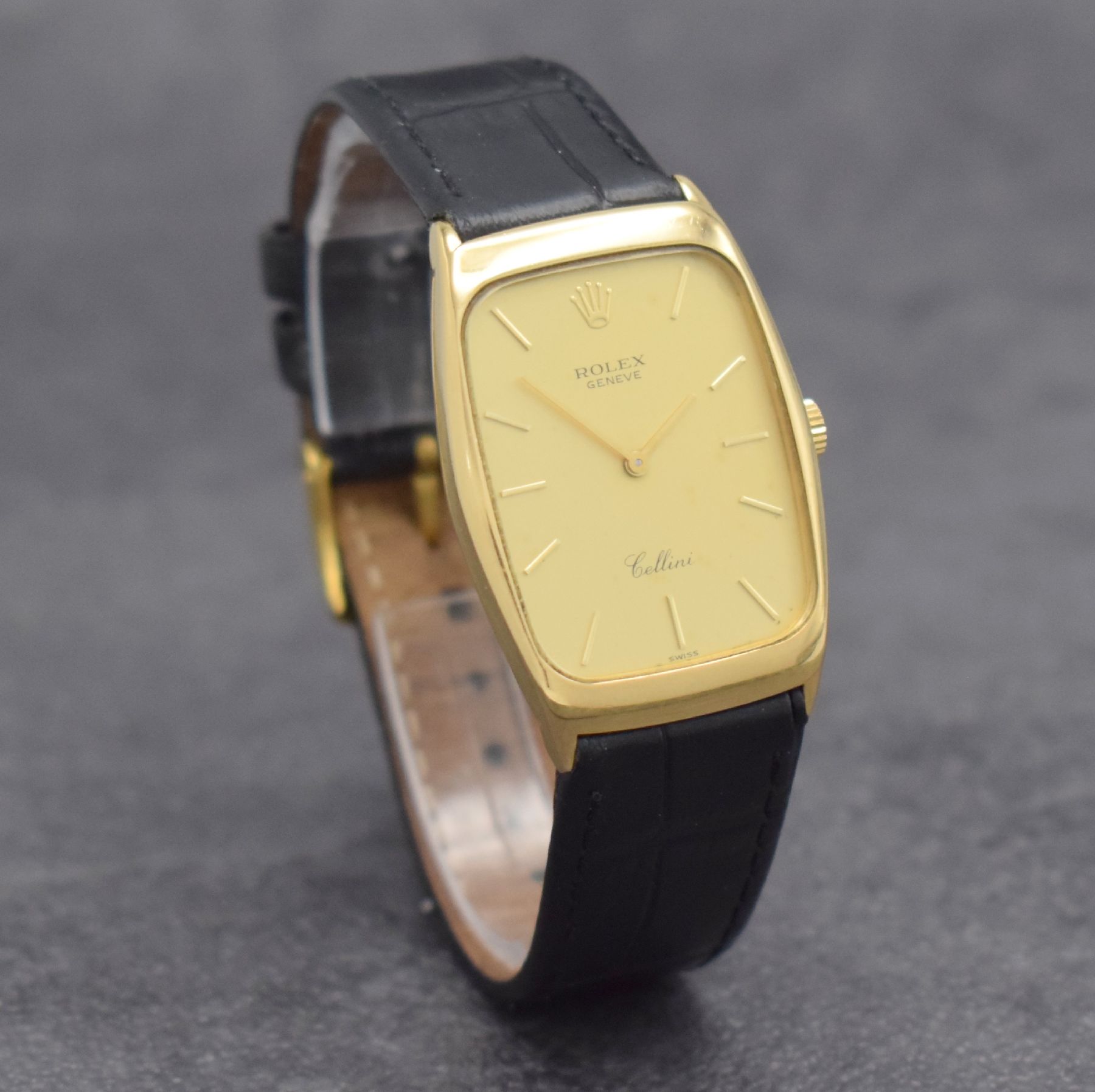 Detail d: ROLEX Cellini Armbanduhr in GG 750/000 Referenz 4136, Handaufzug, Schweiz um 1991, Boden aufgedr., neutr.. Lederband, champagnerfarb. Zifferbl. m. ...