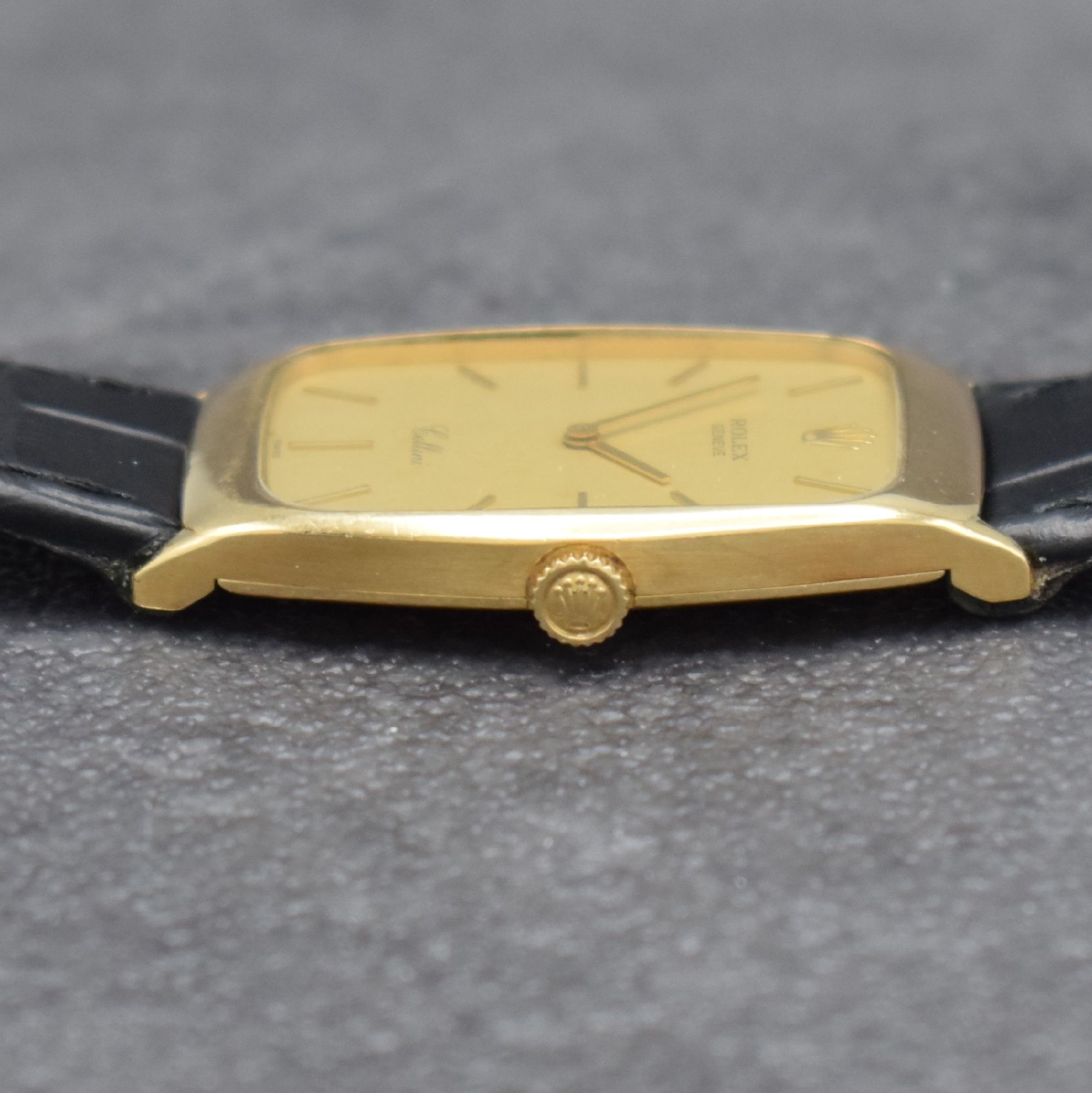 Detail g: ROLEX Cellini Armbanduhr in GG 750/000 Referenz 4136, Handaufzug, Schweiz um 1991, Boden aufgedr., neutr.. Lederband, champagnerfarb. Zifferbl. m. ...