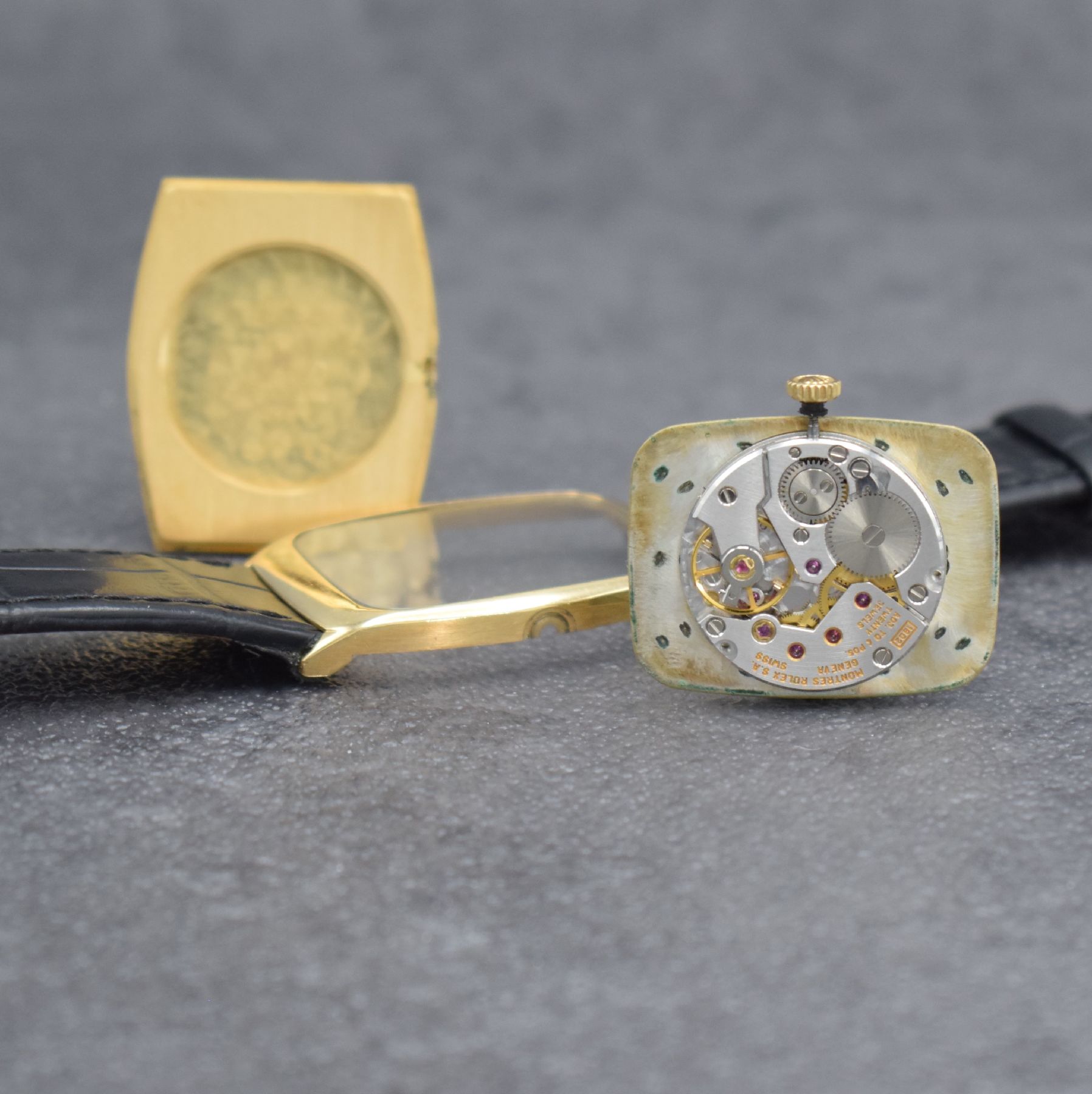 Detail j: ROLEX Cellini Armbanduhr in GG 750/000 Referenz 4136, Handaufzug, Schweiz um 1991, Boden aufgedr., neutr.. Lederband, champagnerfarb. Zifferbl. m. ...