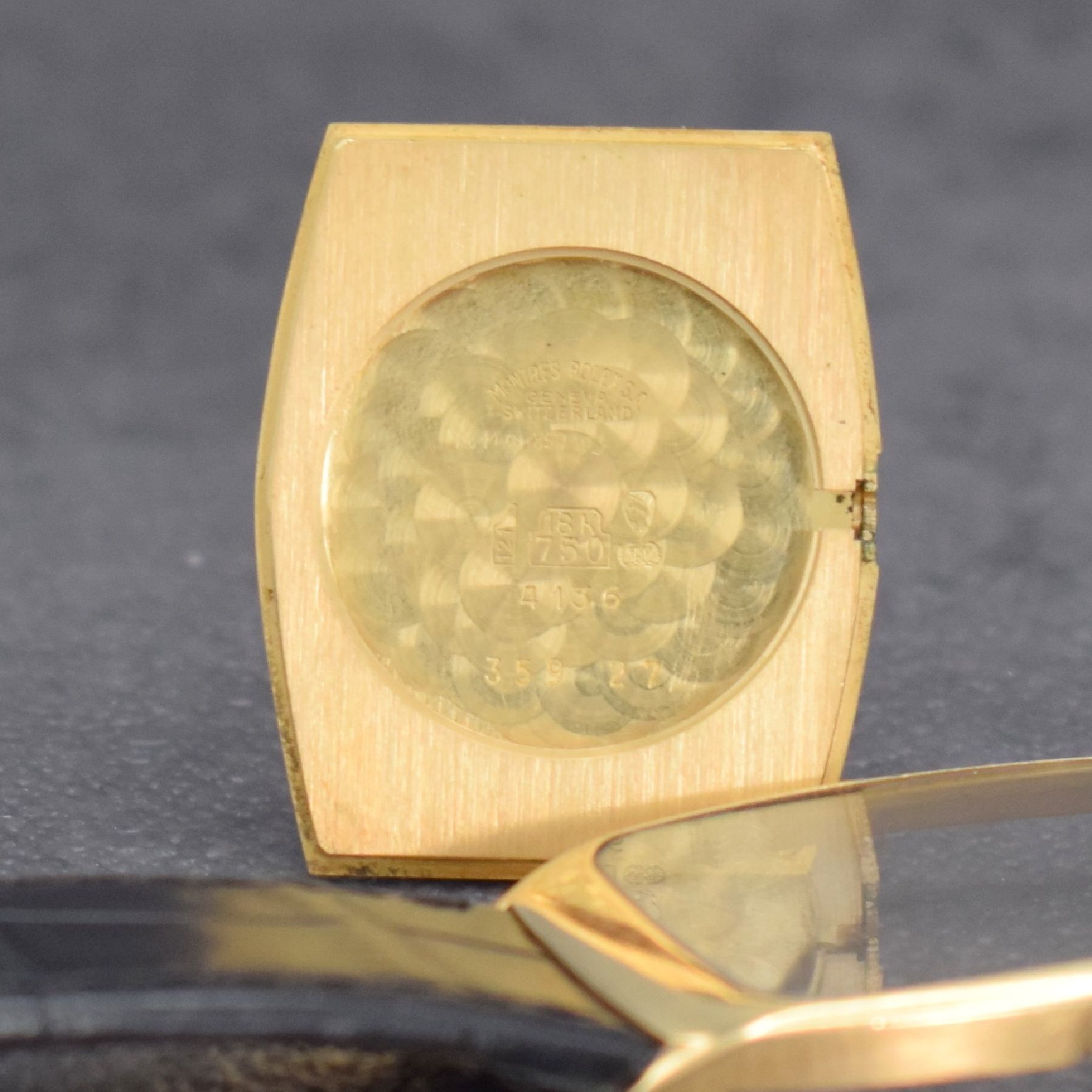 Detail k: ROLEX Cellini Armbanduhr in GG 750/000 Referenz 4136, Handaufzug, Schweiz um 1991, Boden aufgedr., neutr.. Lederband, champagnerfarb. Zifferbl. m. ...