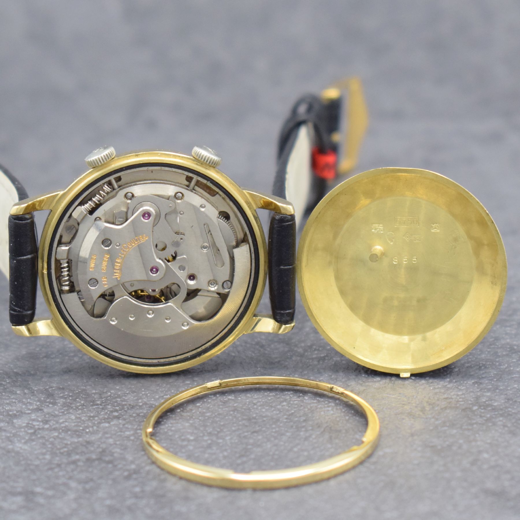 Detail g: Jaeger-LeCoultre Memovox seltene Herrenarmbanduhr in GG 750/000 Referenz 855, Hammerautomatik, Schweiz um 1970, Boden verschr., silb. Zifferbl. m. ...