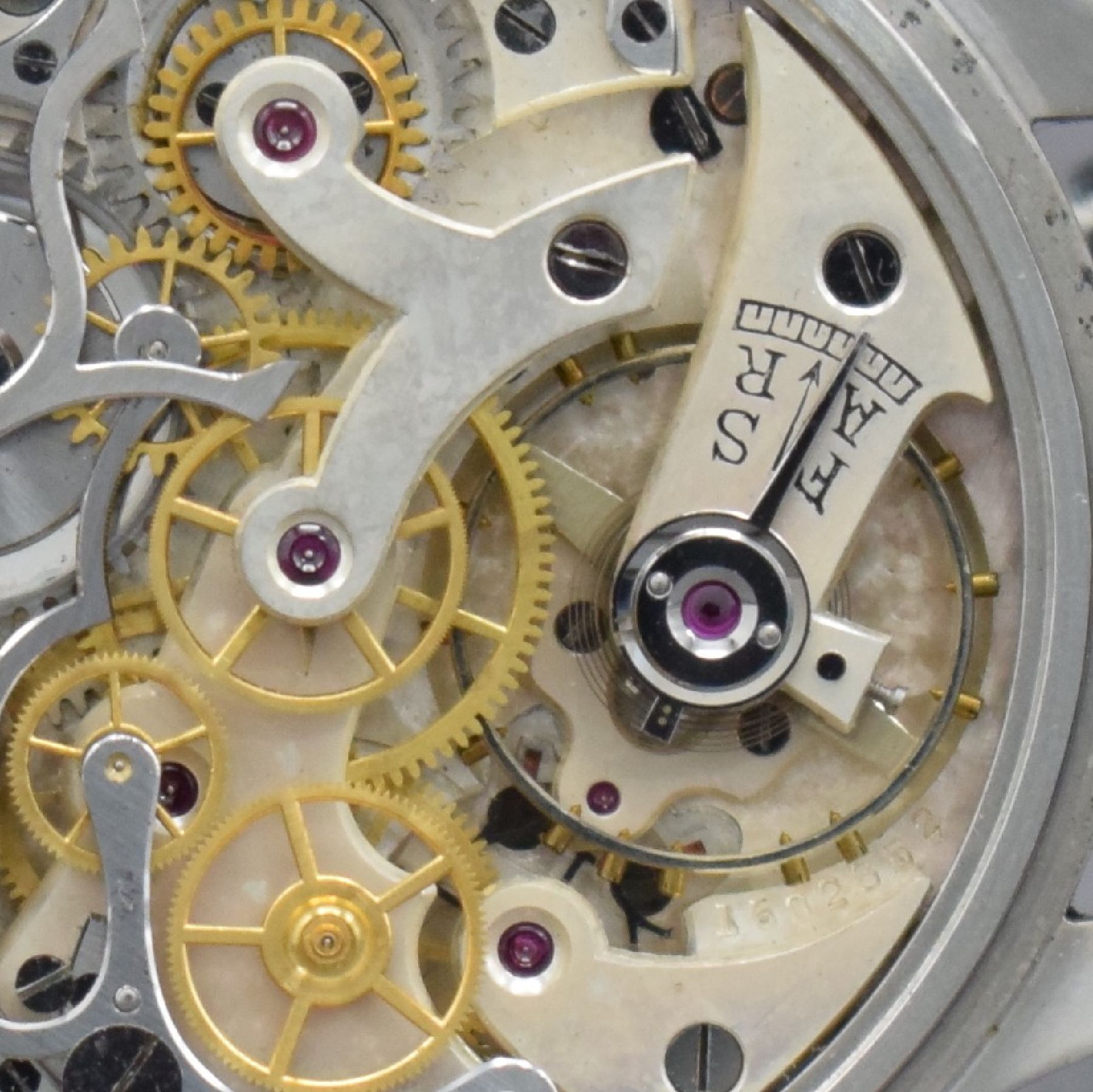 Detail a: MINERVA Kaliber 9-19 Taschenuhrwerk Umbau zur Armbanduhr mit Chronograph, Werk um 1940, neutr. Stahlgeh., Boden & Glasrand aufgedr., Drückerkrone, ...