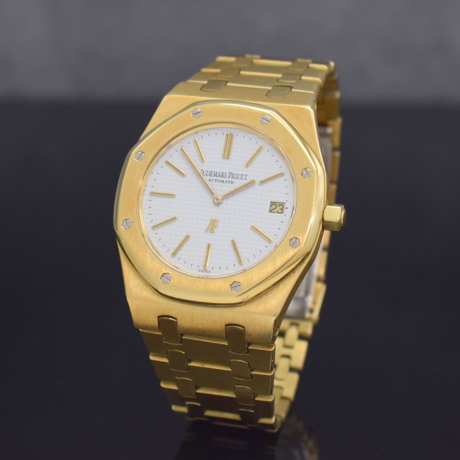 Detail b: AUDEMARS PIGUET hochfeine & extrem seltene Herrenarmbanduhr Modell Royal Oak sog. JUMBO Modell in GG 750/000, Automatik, B-Serie, Schweiz um 1979, ...