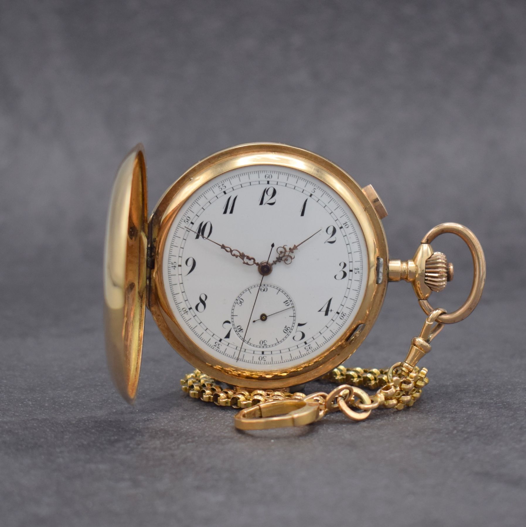 Savonette in RG 585/000 m. 1/4 Stundenrepetition & Chronograph, mit Kette in GG 750/000, Schweiz um 1900, Kette später, 3-Deckel Goldgeh. dell., ...