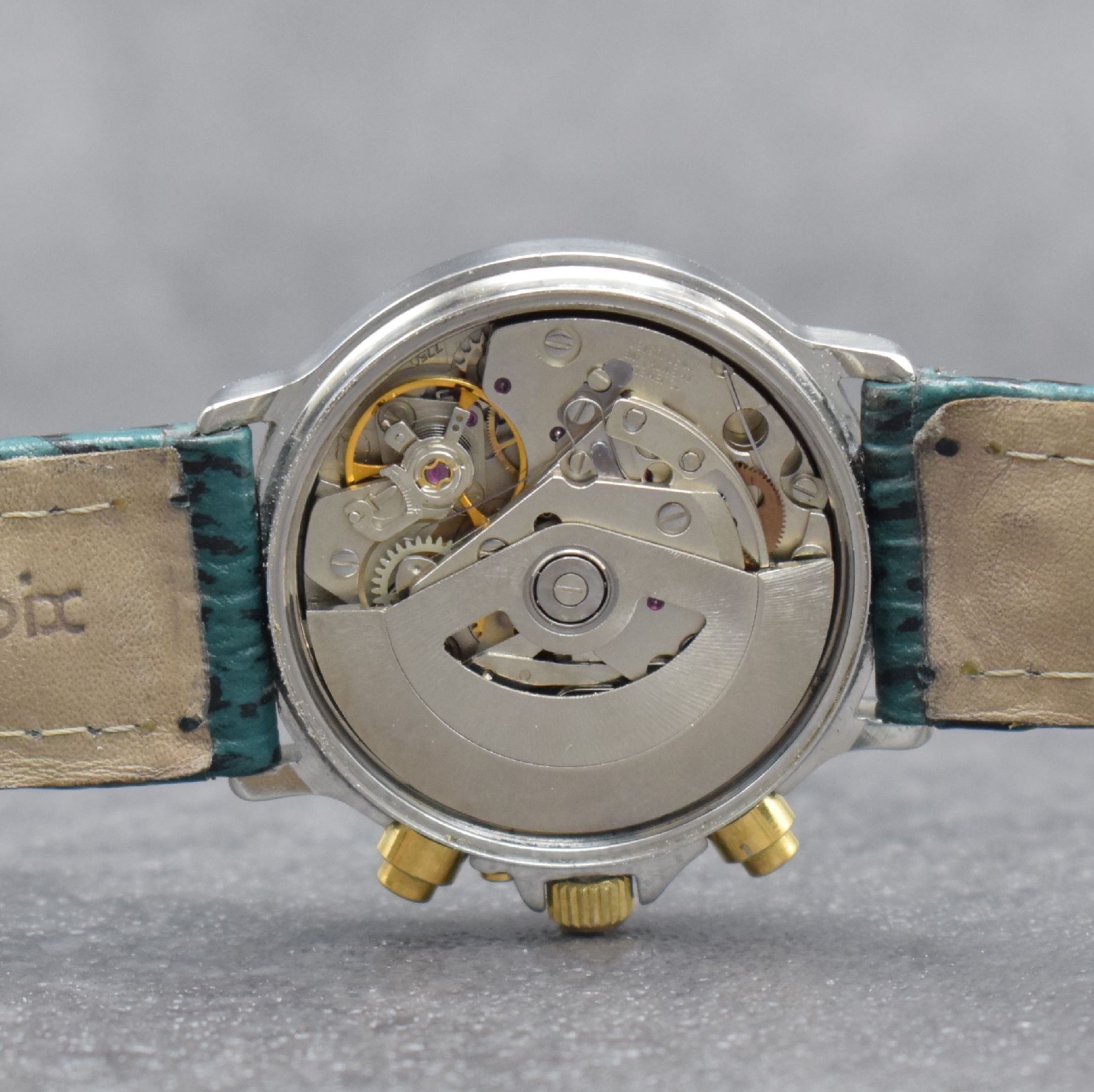 Detail g: MAURICE LACROIX Herrenarmbanduhr mit Chronograph & Mondphase, Schweiz um 1990, Automatik, Ref. 01939, Stahl/Gold komb., verschr. Boden (besch.) & ...