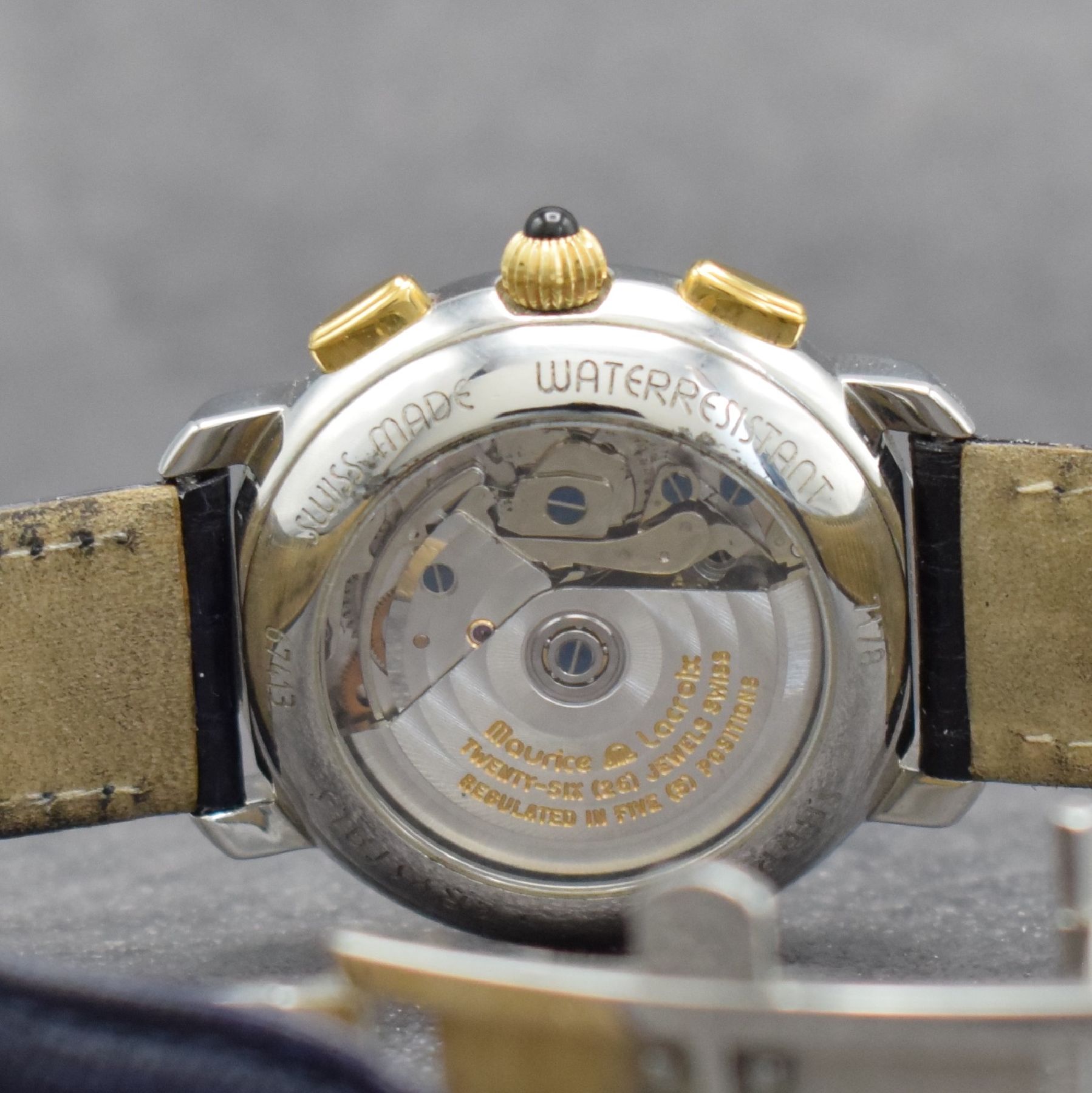 Detail f: MAURICE LACROIX Masterpiece Croneo Herrenarmbanduhr, Schweiz um 1995, Automatik, Ref. 67413, beids. vergl. Geh. in Stahl/Gold, Boden aufgedr., orig. ...