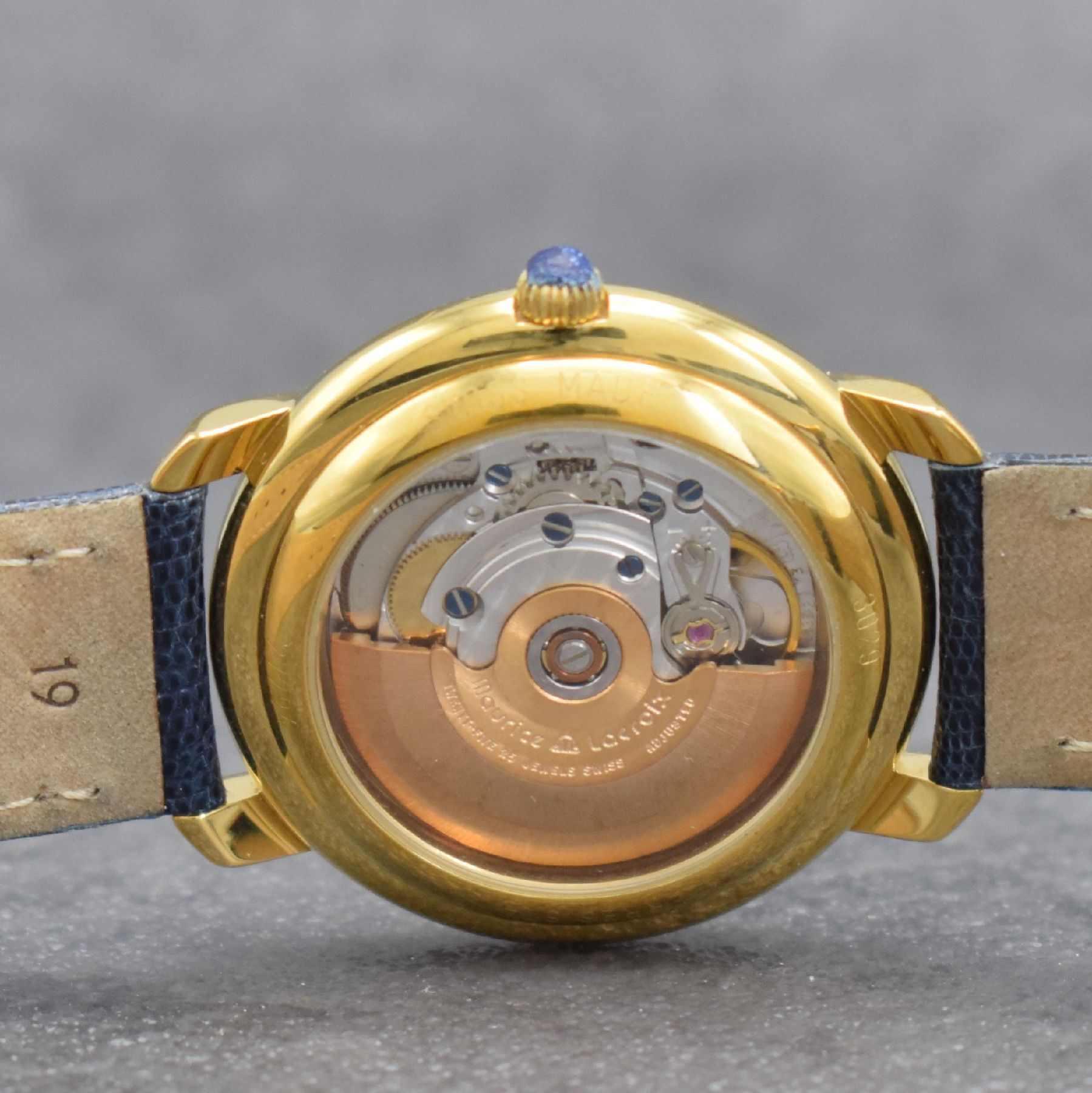 Detail d: MAURICE LACROIX Masterpiece Herrenarmbanduhr, Schweiz um 2000, Automatik, Ref. 27294, verg. Geh. beids. vergl., Boden & Glasrand aufgedr., Maurice ...