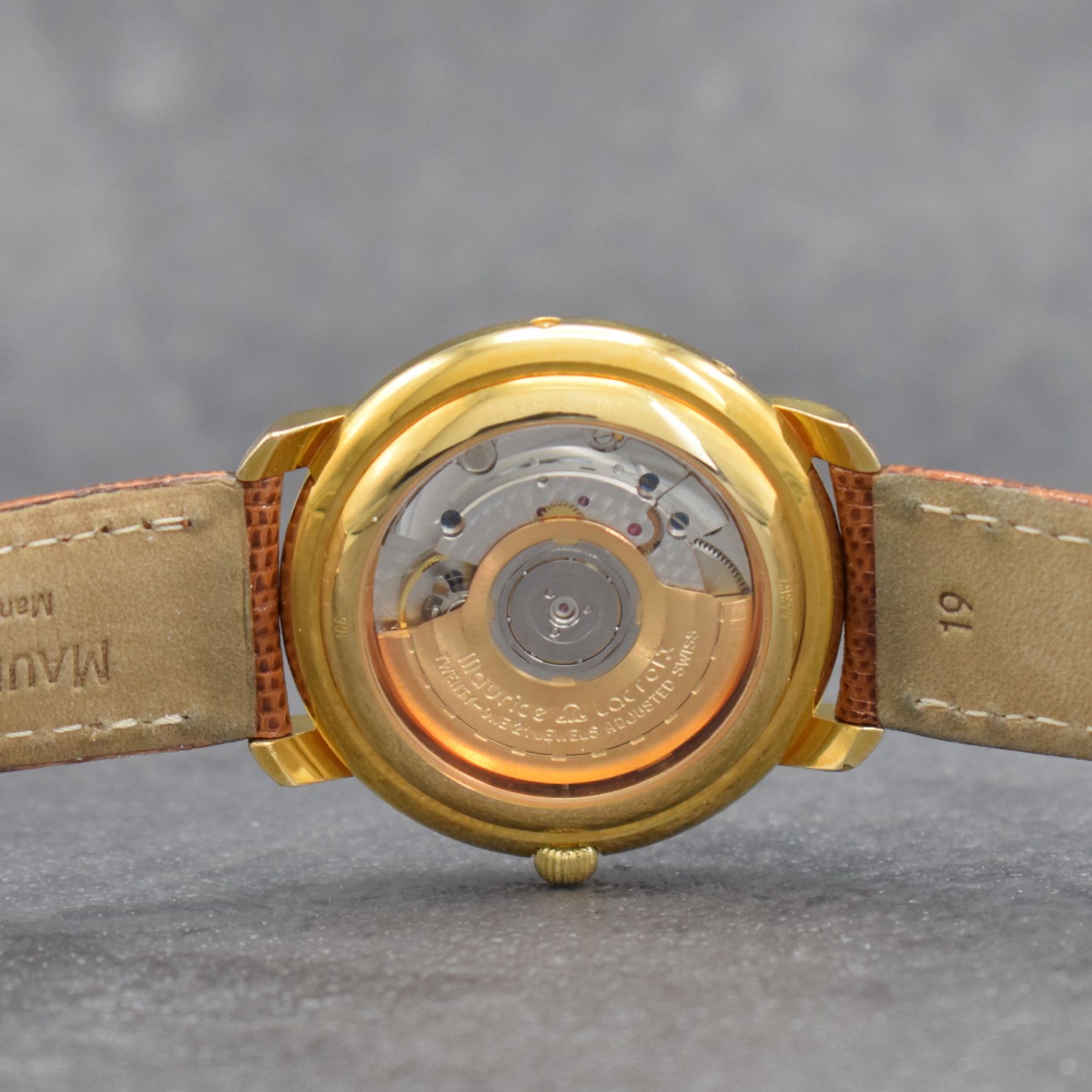 Detail g: MAURICE LACROIX Herrenarmbanduhr, Schweiz verk. lt. beil. Pap. 07/1992, Automatik, Ref. 44367, verg. Geh. beids. vergl., seitl. Korrekturdr., Boden & ...