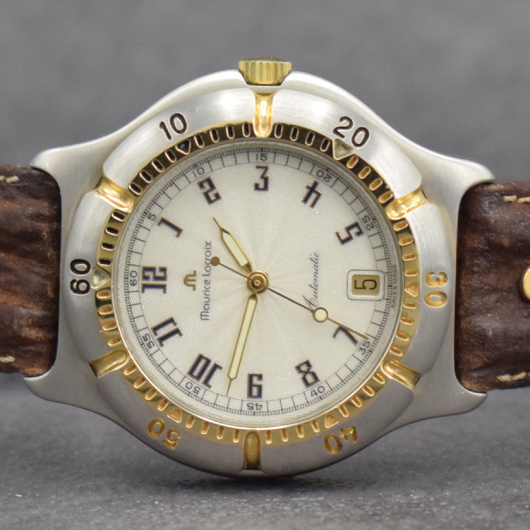 Detail a: MAURICE LACROIX Diver Herrenarmbanduhr, Schweiz um 1995, Automatik, Ref. 23267, Geh. in Stahl/Gold, Boden verschr., Maurice Lacroix Lederband m. ...